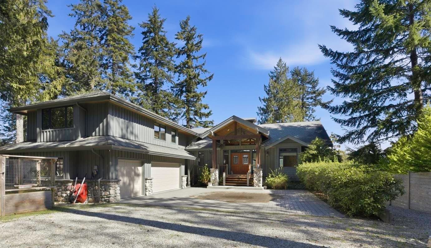 7626 Eureka Avenue, Halfmoon Bay