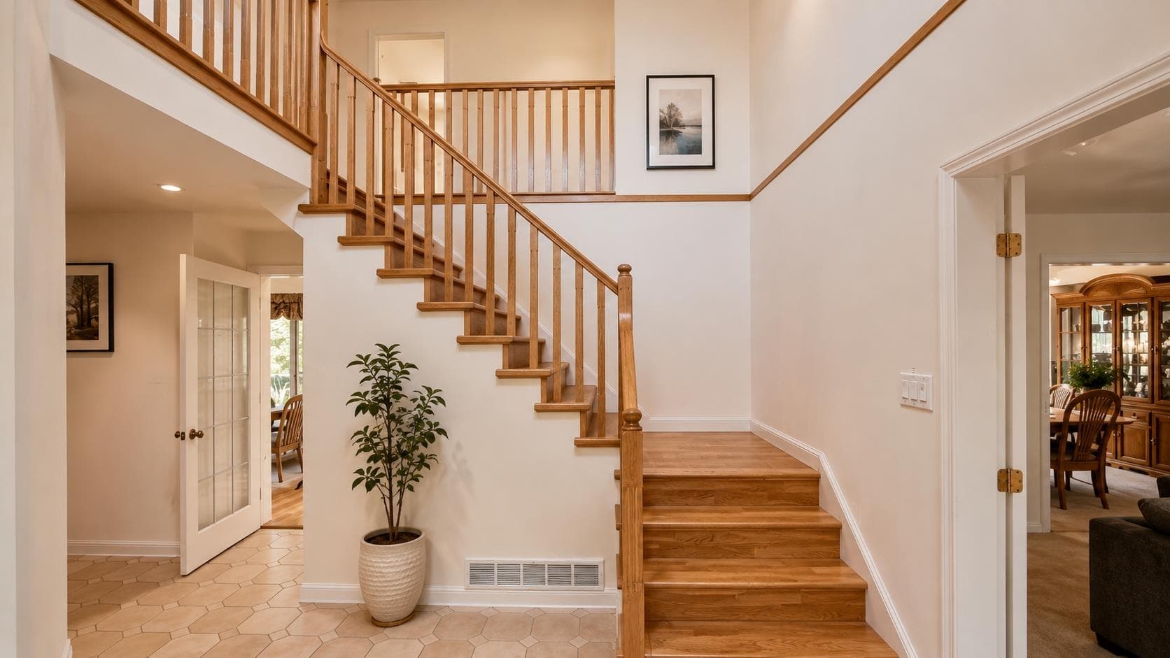 9072 Briar Road, Burnaby, V3N 4W8 — photo 5