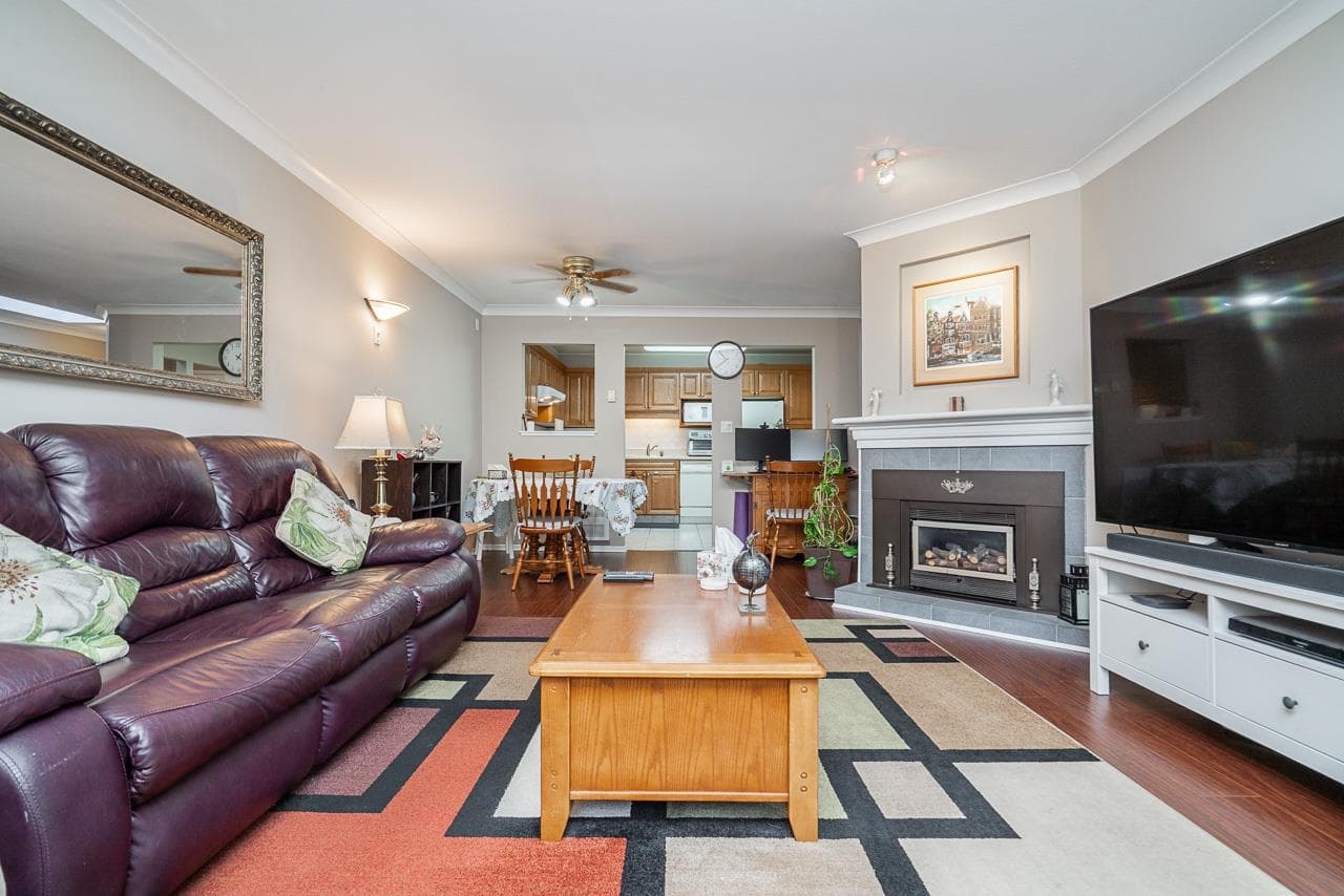 303 - 15338 18 Avenue, Surrey, V4A 1W8 — photo 3