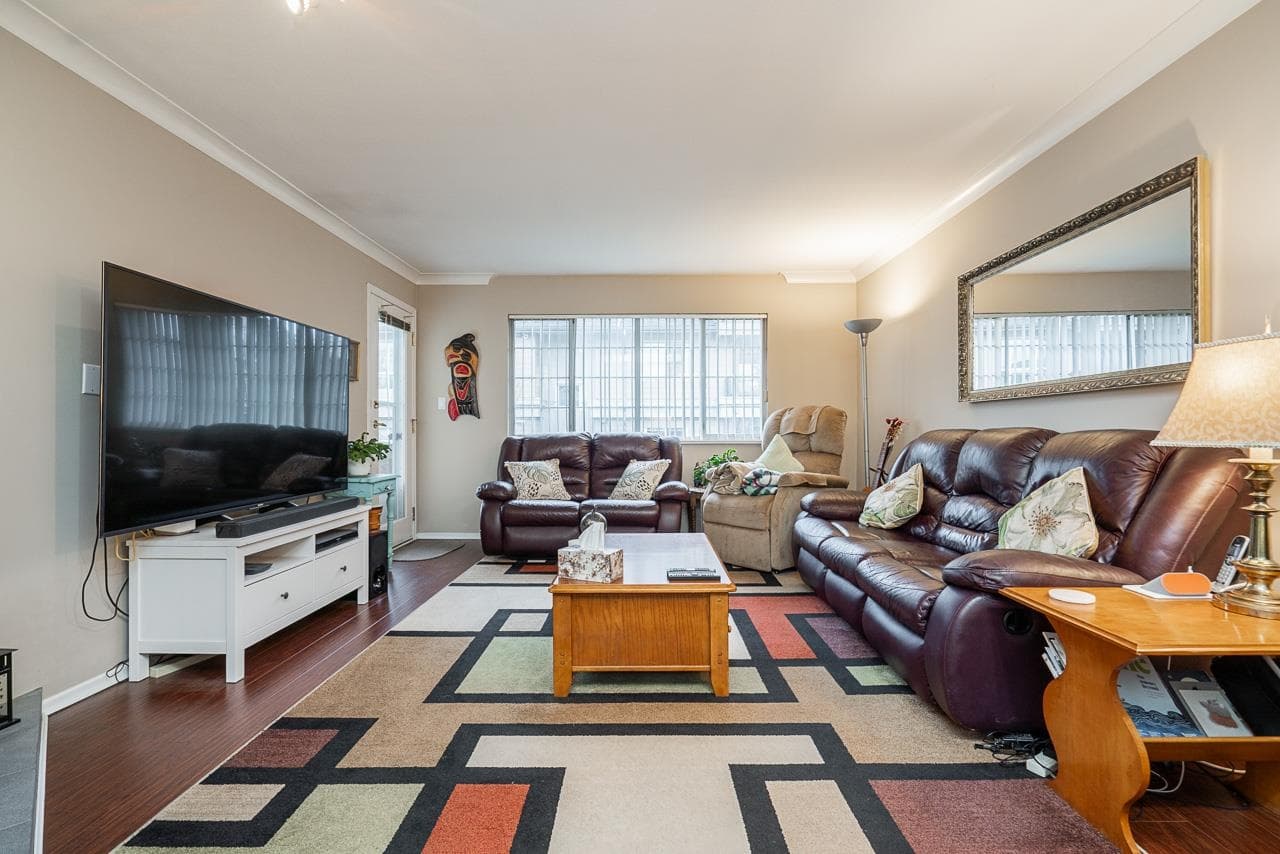 303 - 15338 18 Avenue, Surrey, V4A 1W8 — photo 4