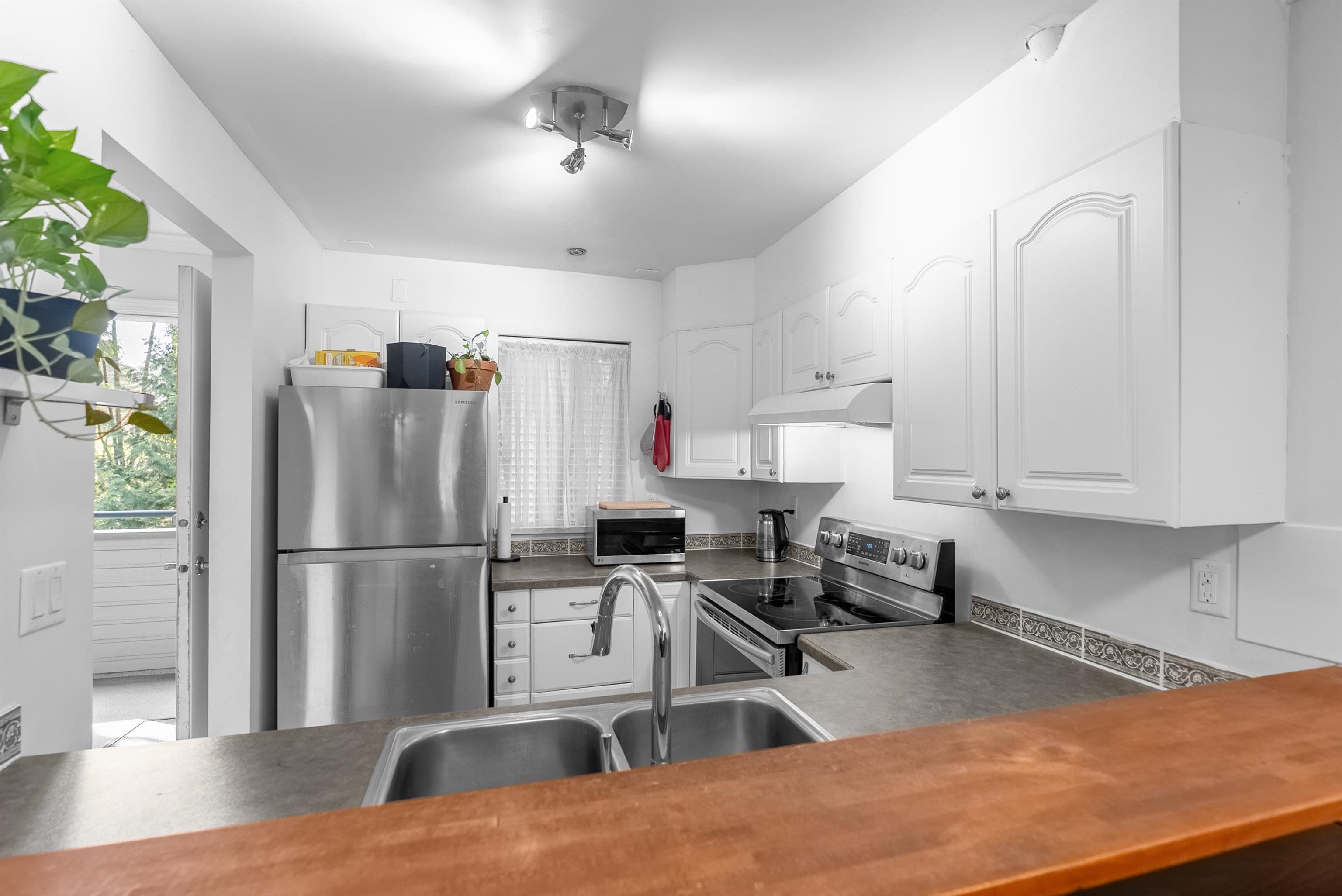 35 - 2978 Walton Avenue, Coquitlam, V3B 6V6 — photo 3