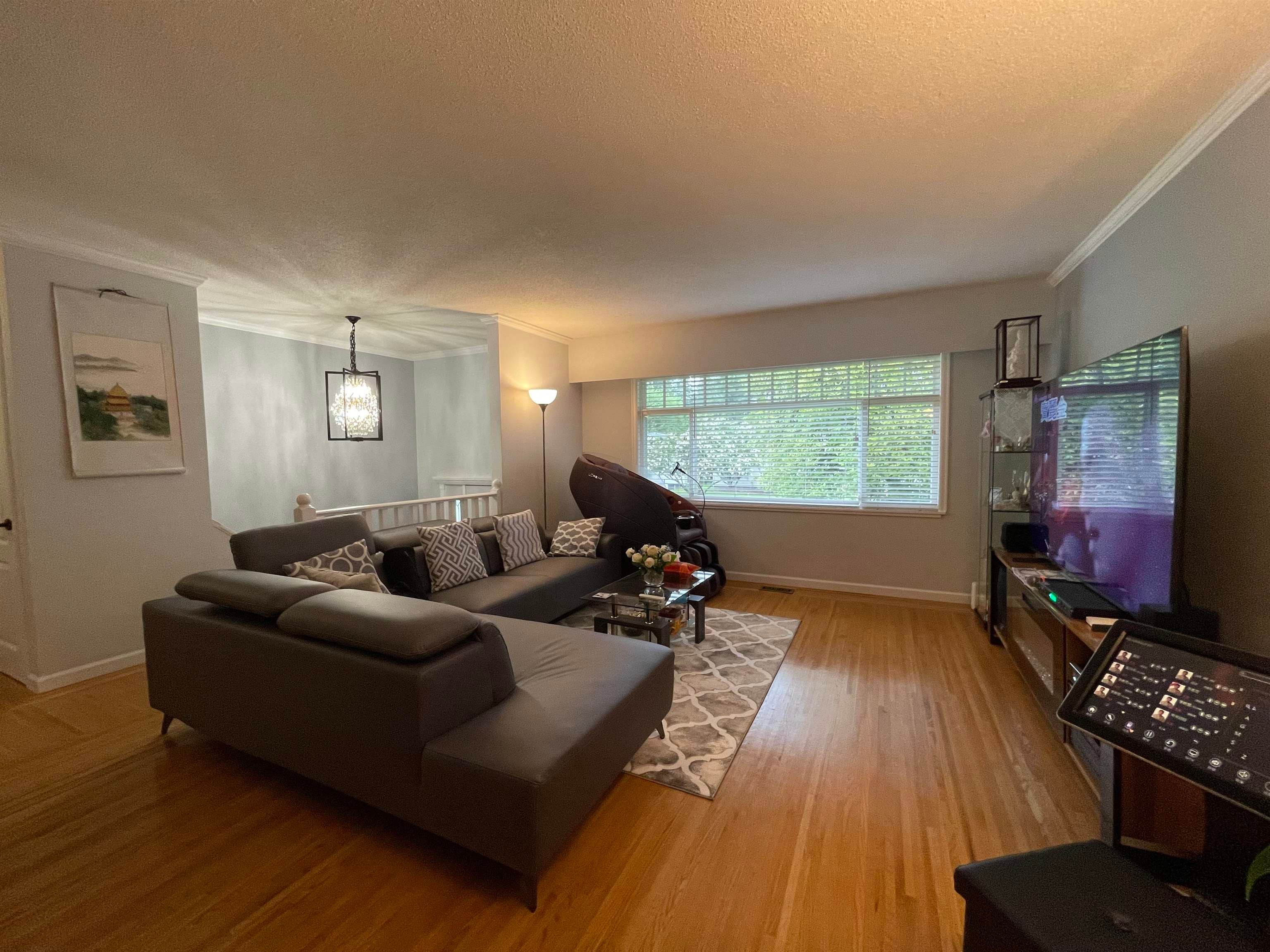 3645 Liverpool Street, Port Coquitlam, V3B 3W2 — photo 5
