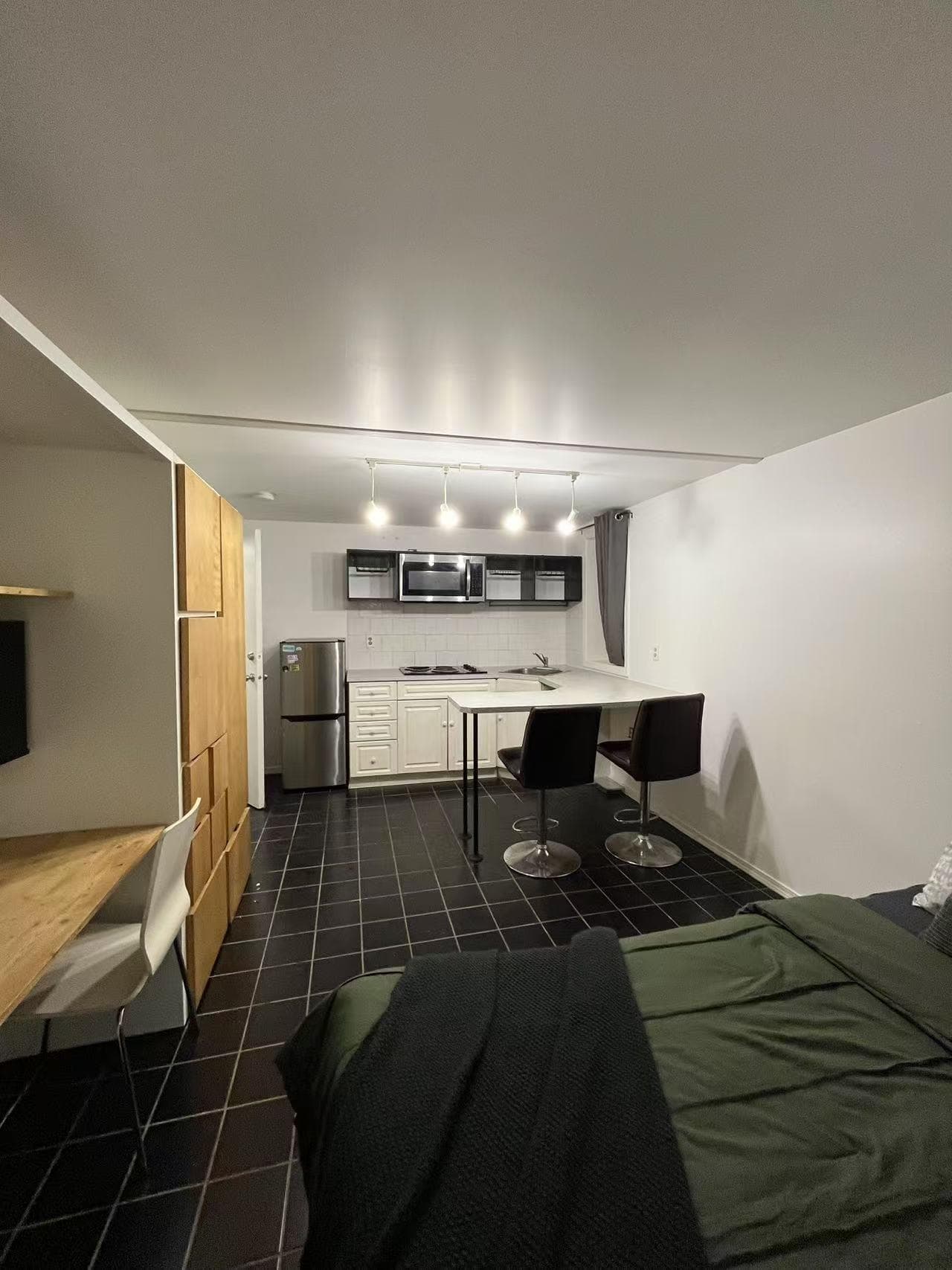 6 - 1517 Comox Street, Vancouver, V6G 1P3 — photo 5