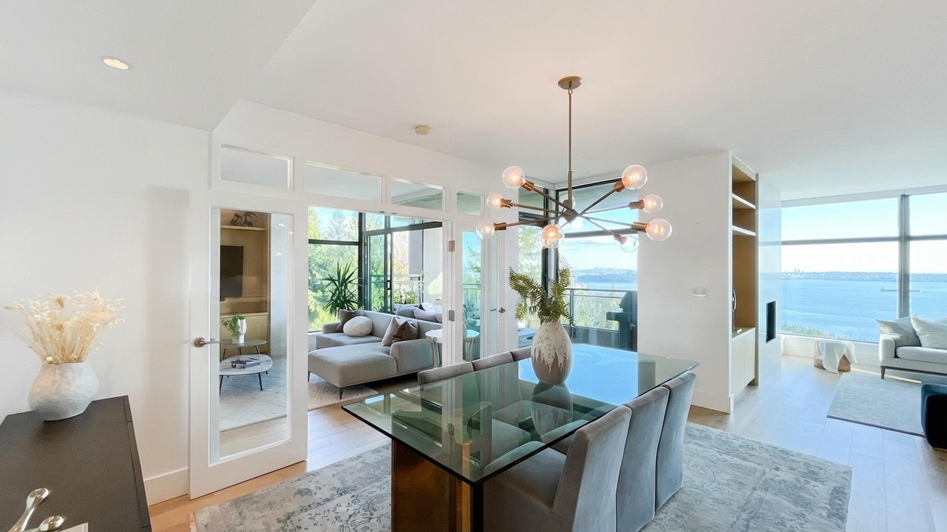 801 - 3315 Cypress Place, West Vancouver, V7S 3J7 — photo 1