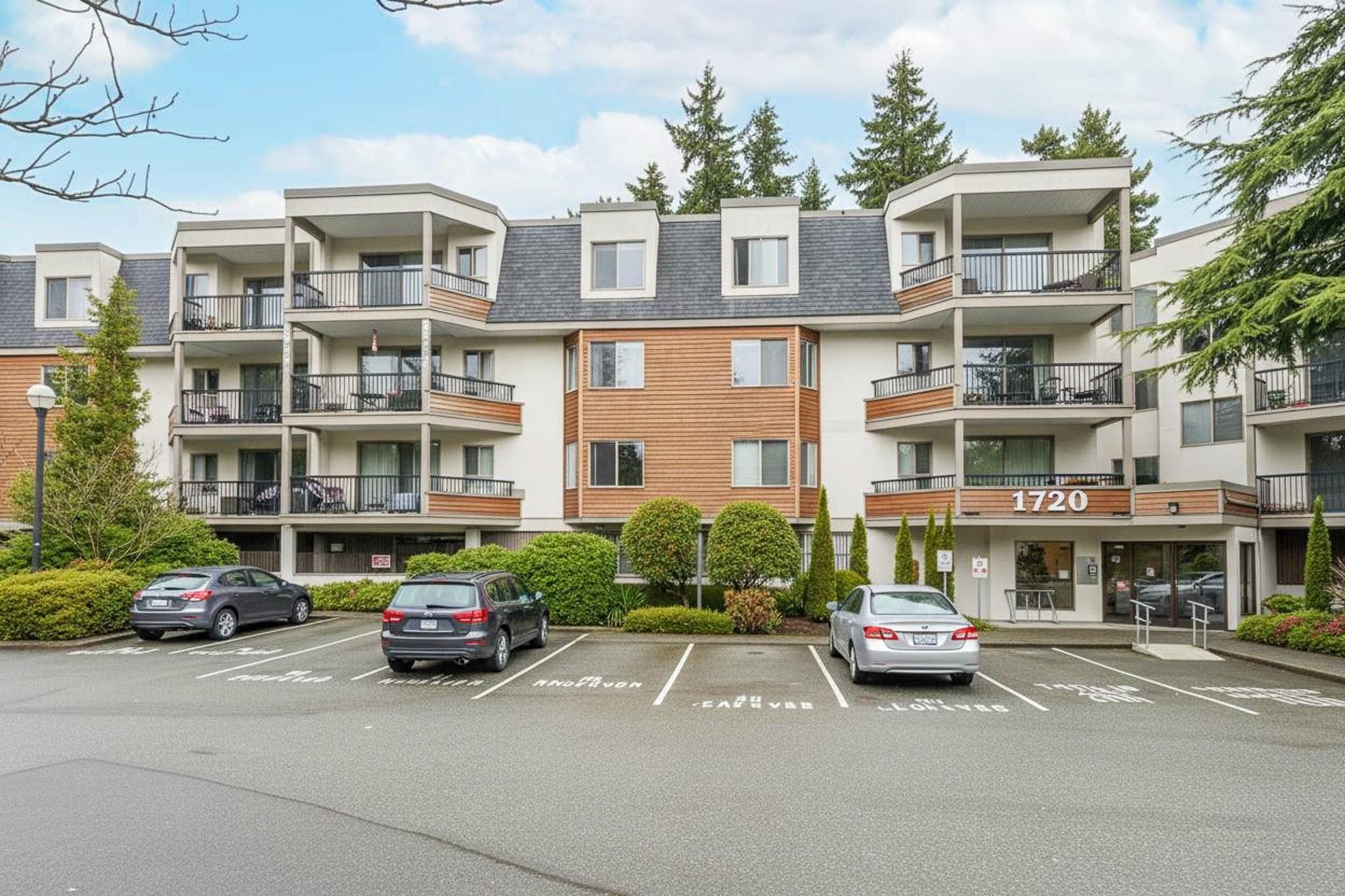 112 - 1720 Southmere Crescent, Surrey, V4A 6E3 — photo 3