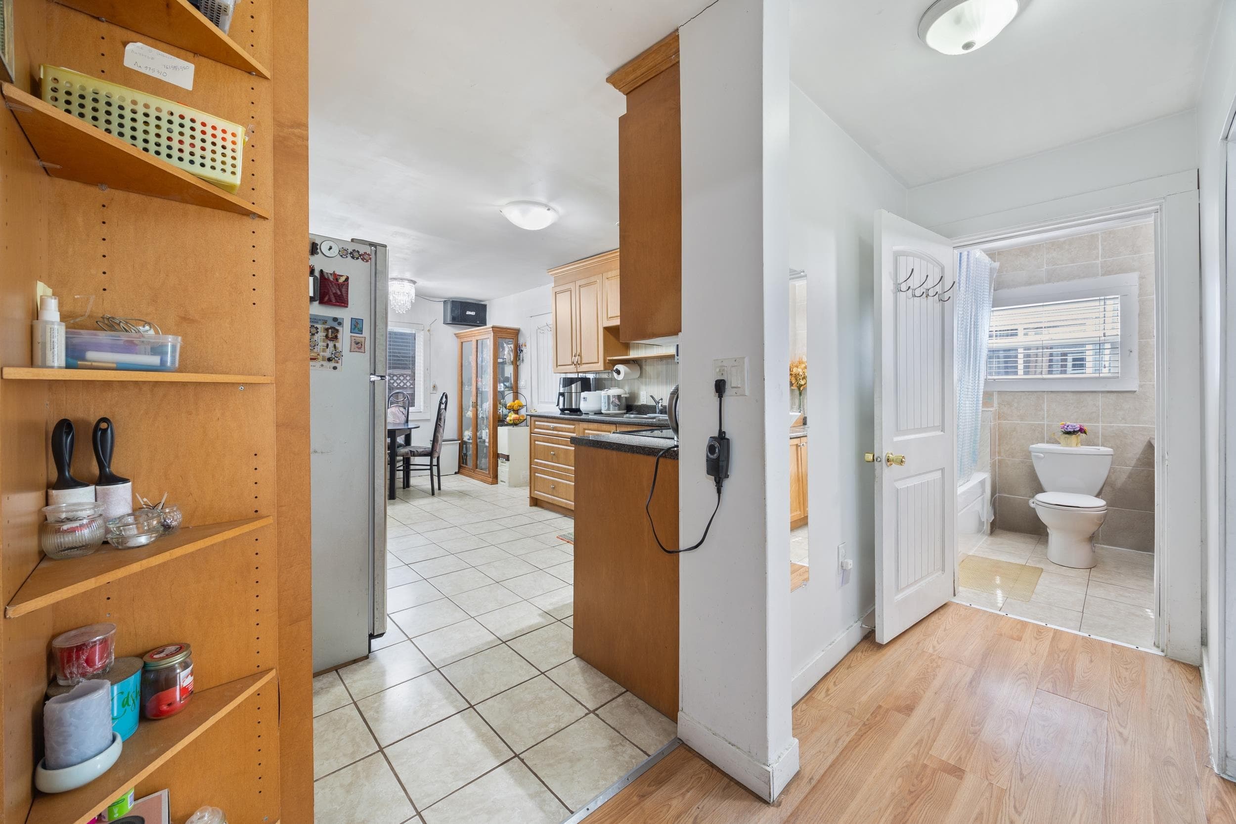 12710 113b Avenue, Surrey, V3V 3N1 — photo 5