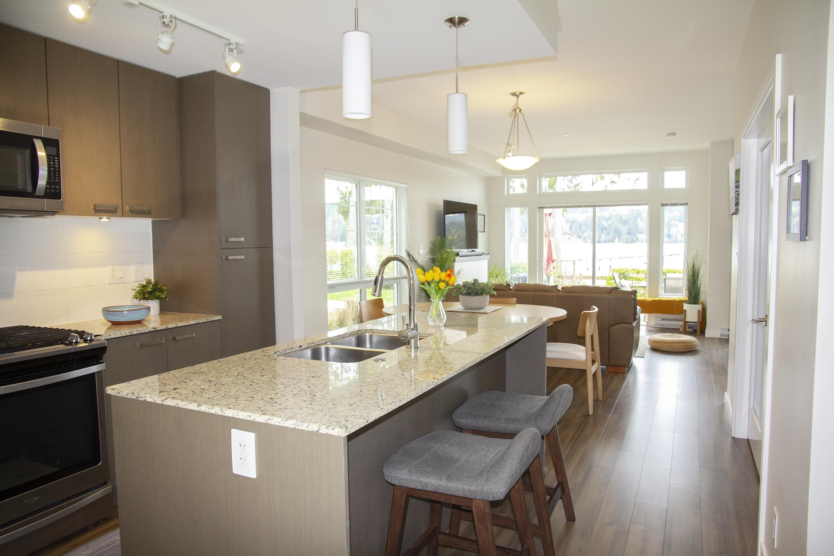 5915 Beachgate Lane, Sechelt, V7Z 0A4 — photo 3