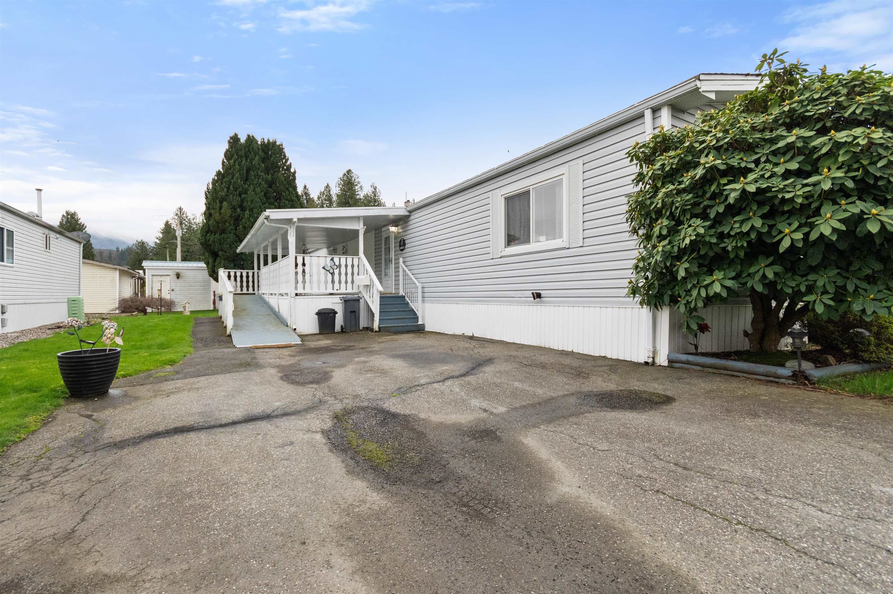 81 - 6035 Vedder Road, Chilliwack, V2R 1E5 — photo 2