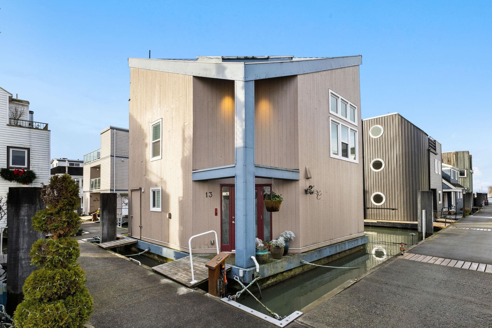 13 - 3459 W River Road, Delta