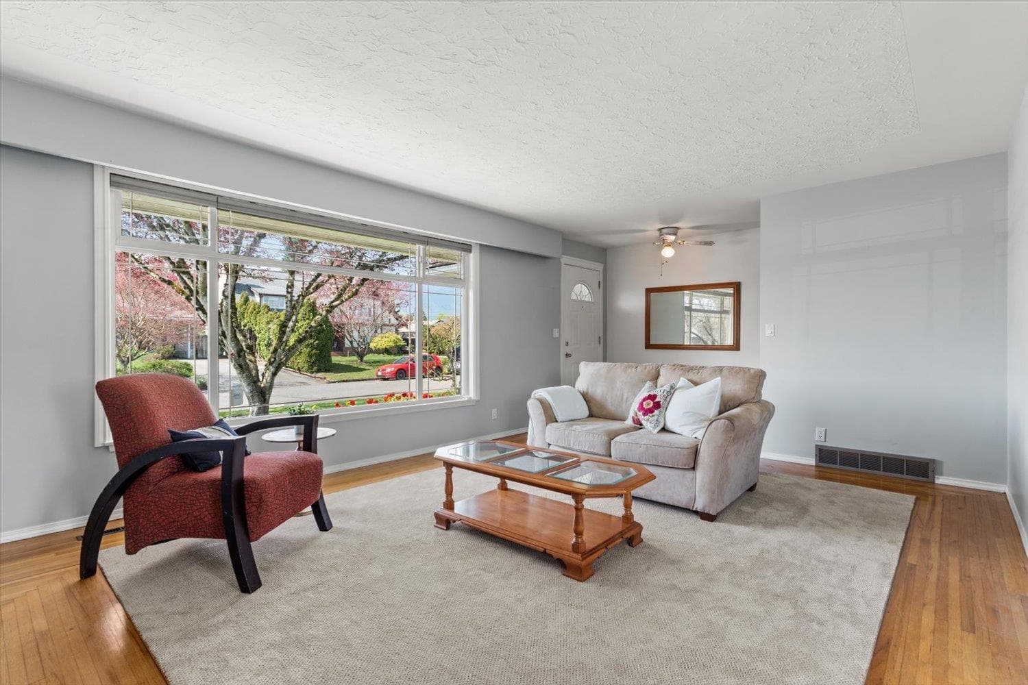 9726 Juniper Street, Chilliwack, V2P 5J1 — photo 4