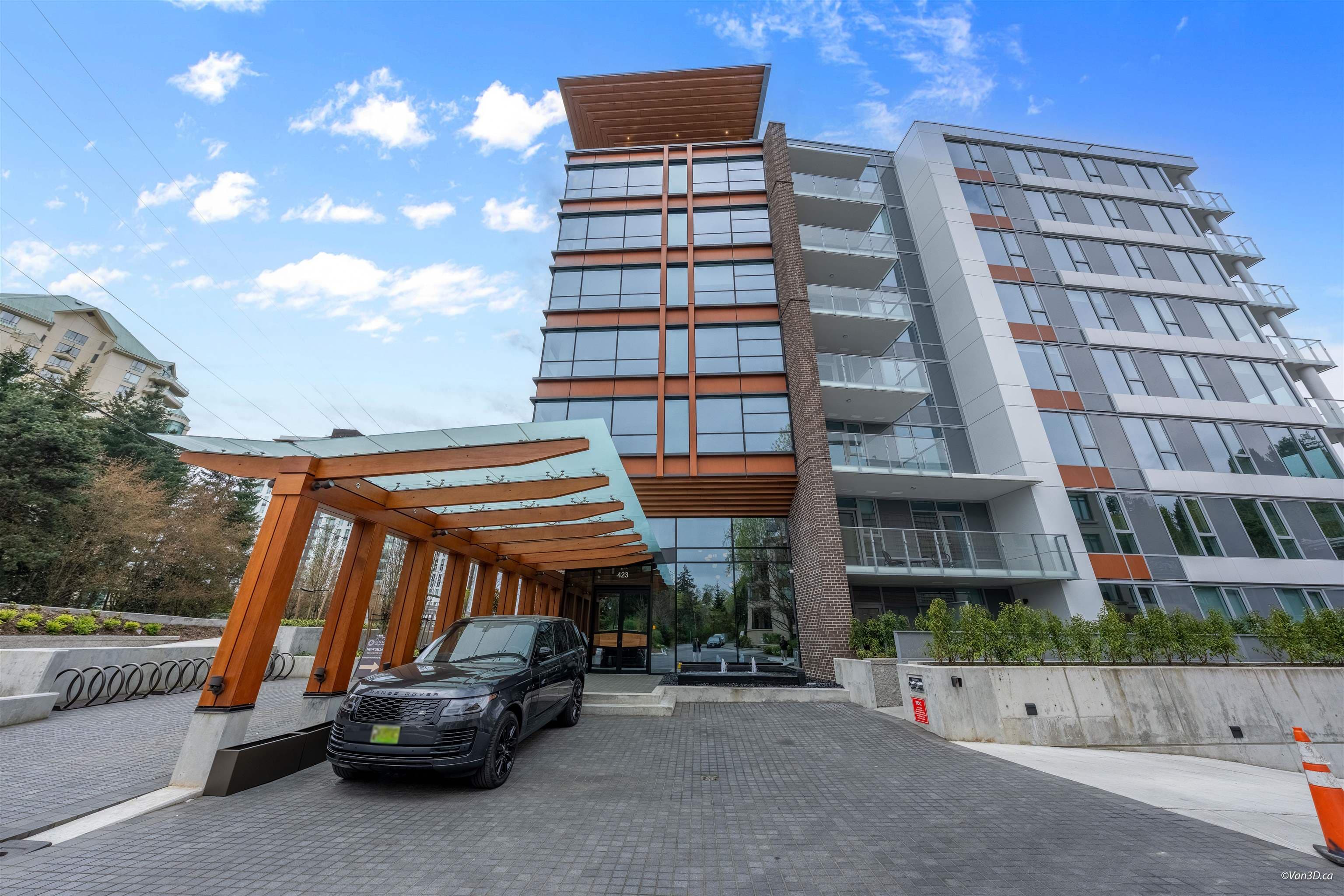 603 - 423 6th Street, West Vancouver