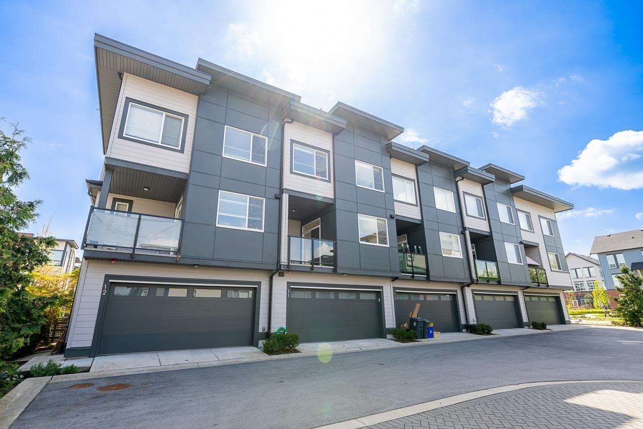 11 - 20134 81a Avenue, Langley