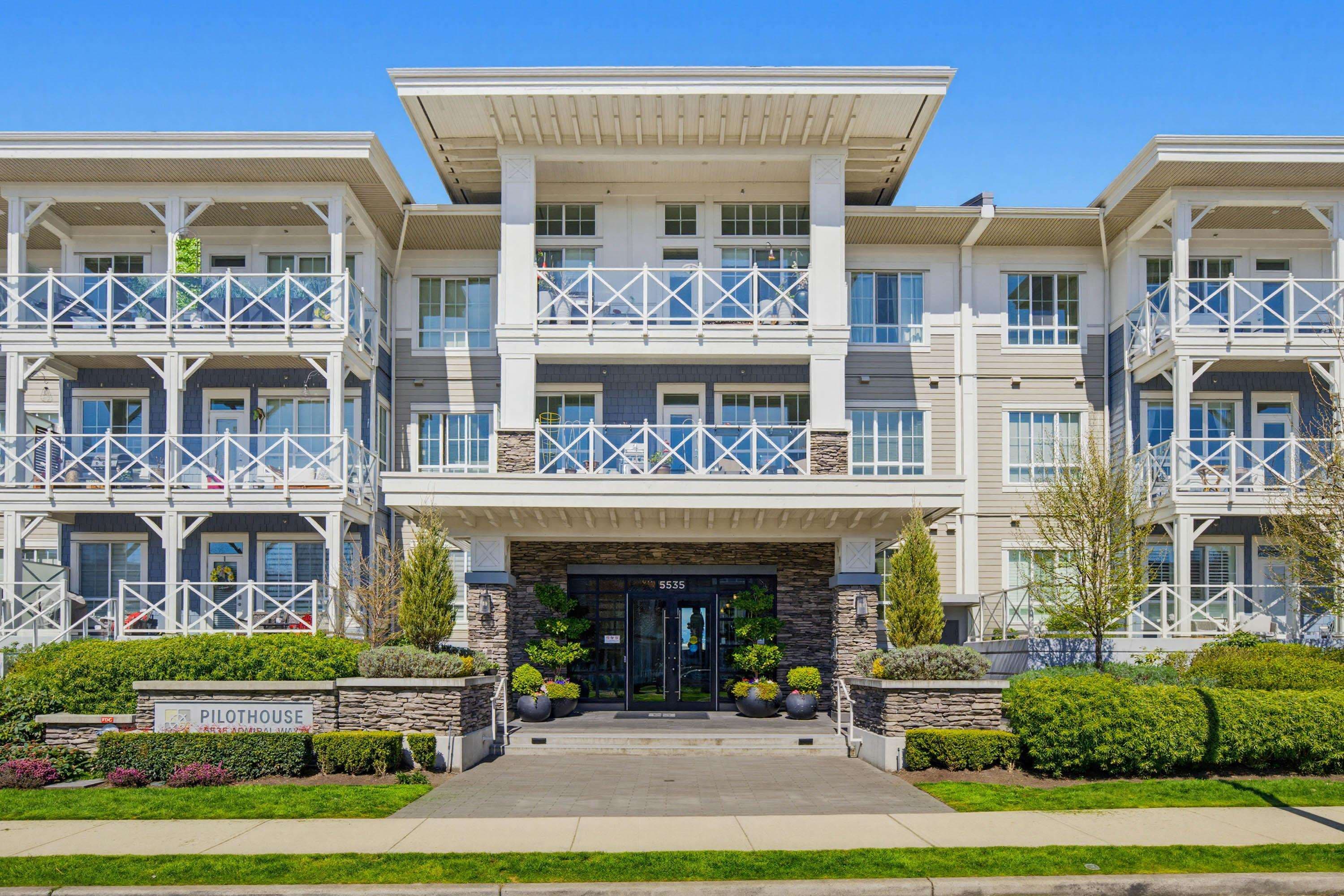 217 - 5535 Admiral Way, Delta