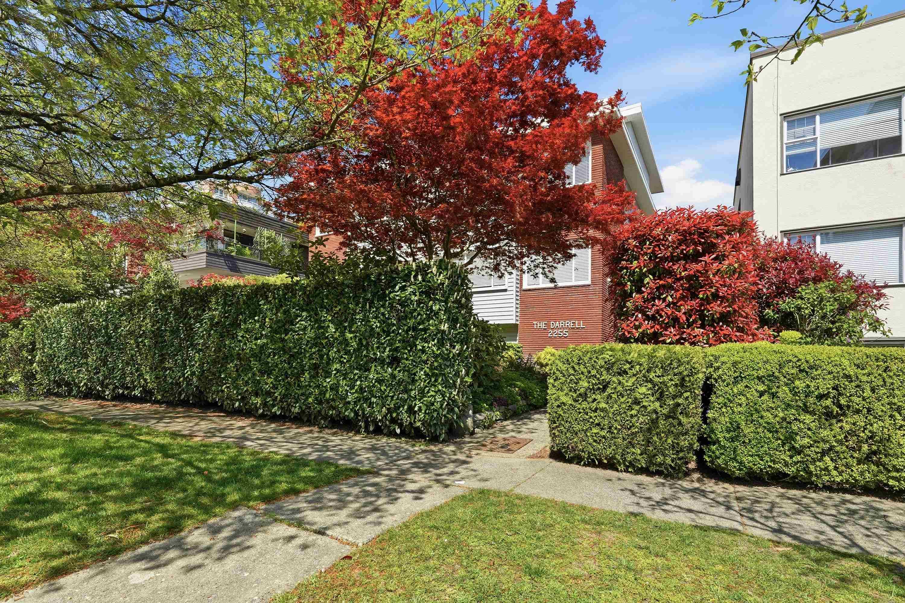 8 - 2255 W 40th Avenue, Vancouver