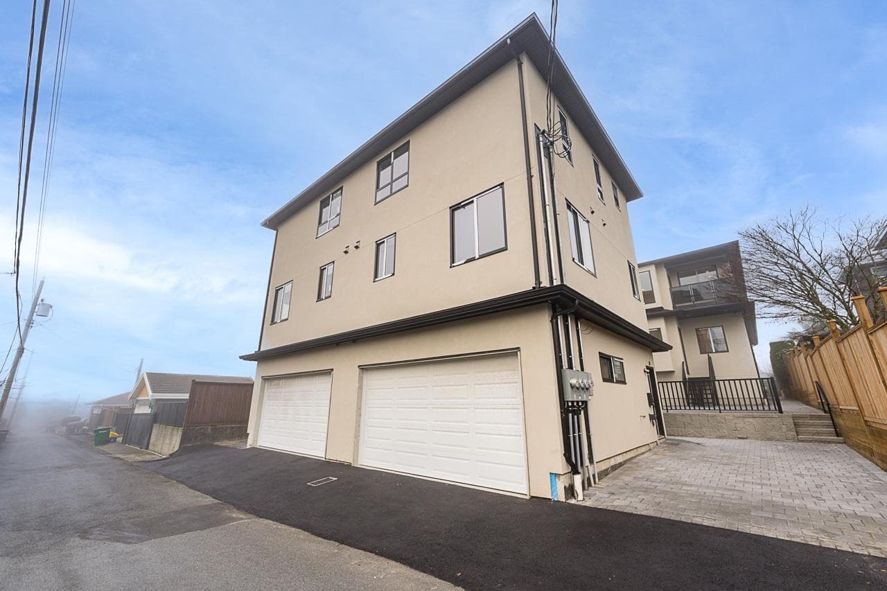 4 - 6554 Charles Street, Burnaby, V5B 2H1 — photo 4