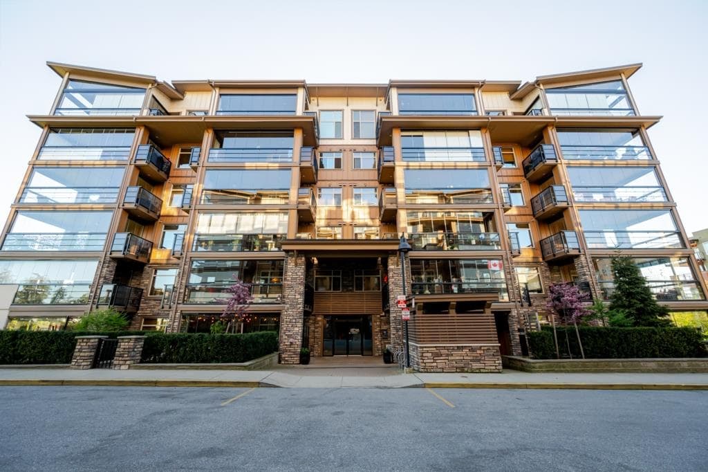 A601 - 20716 Willoughby Town Centre Drive, Langley