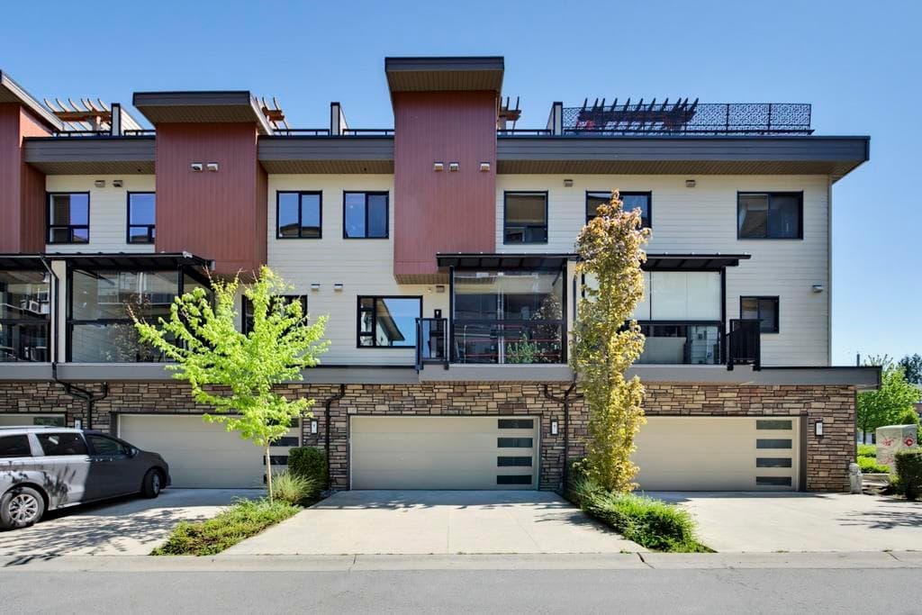 9 - 8567 204 Street, Langley