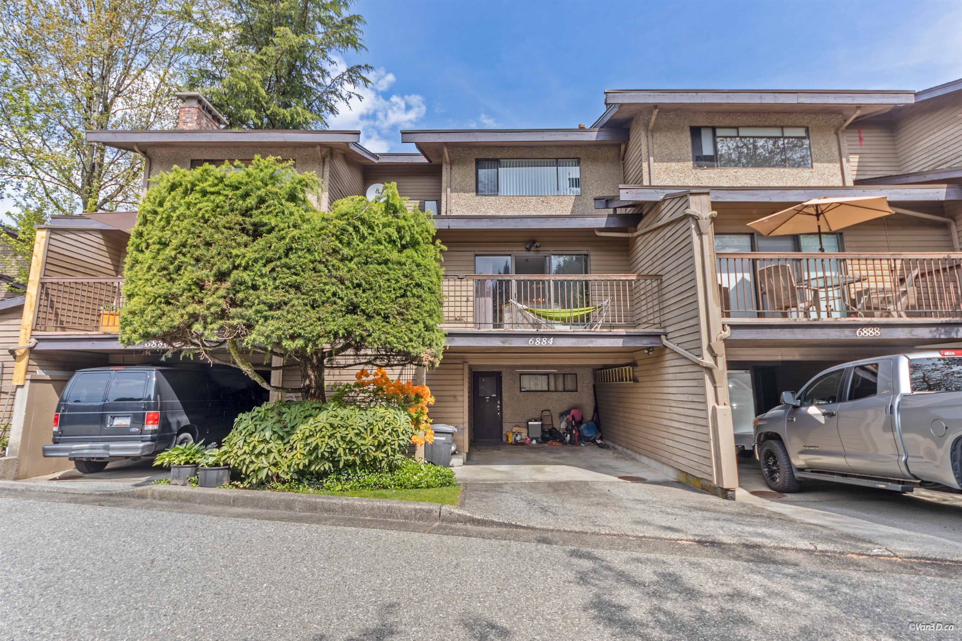 6884 Bromley Court, Burnaby, V5B 4R4 — photo 5
