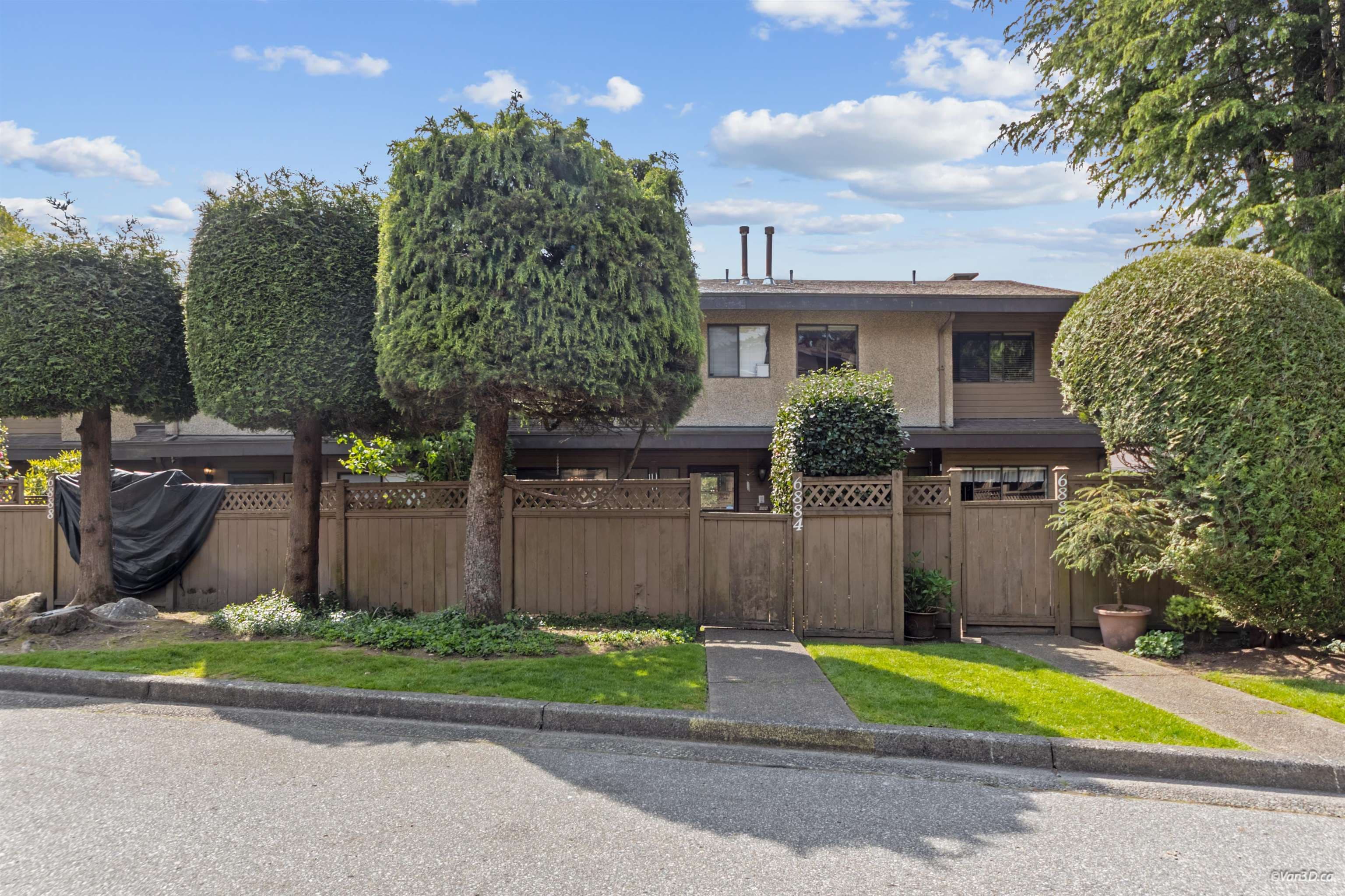 6884 Bromley Court, Burnaby, V5B 4R4 — photo 4