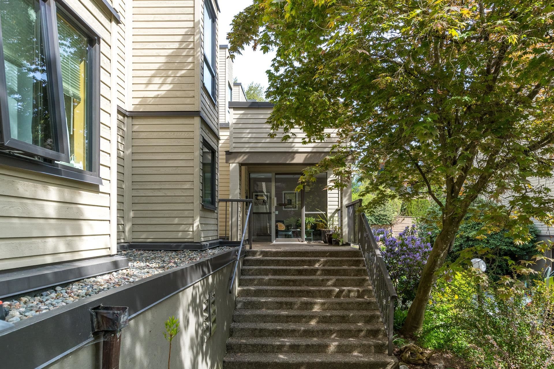 212 - 3275 Mountain Highway, North Vancouver, V7K 2H4 — photo 3