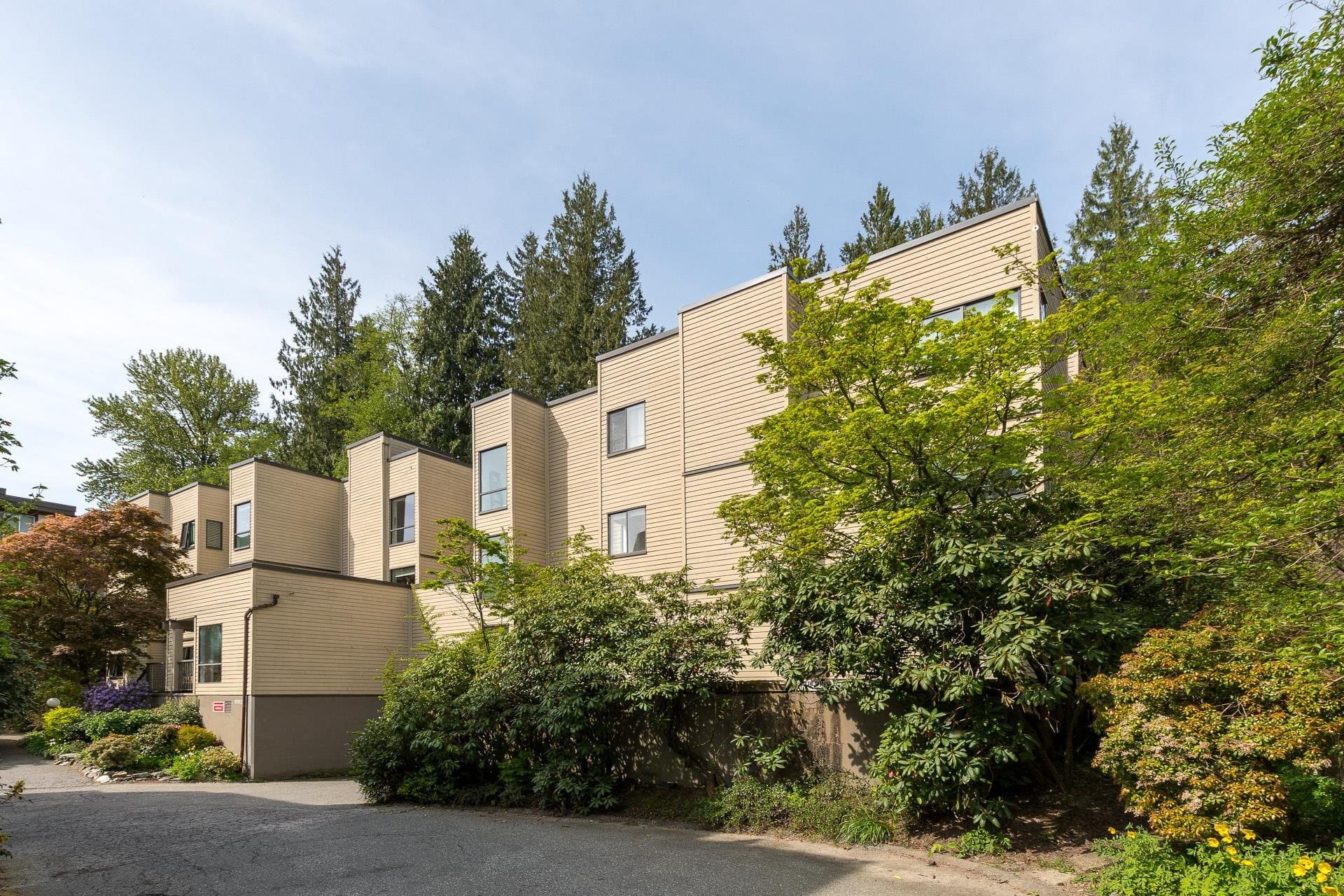 212 - 3275 Mountain Highway, North Vancouver, V7K 2H4 — photo 1
