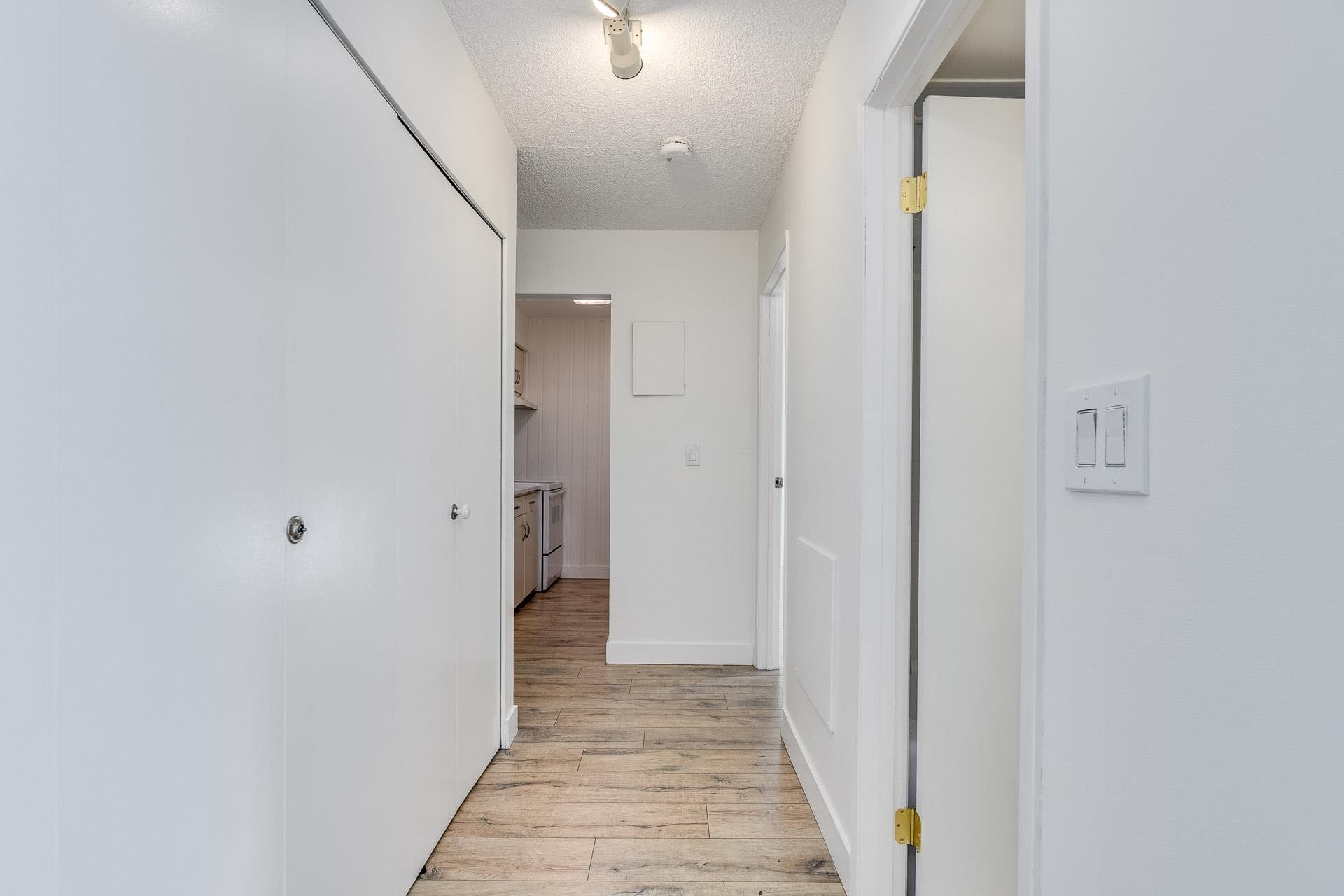212 - 3275 Mountain Highway, North Vancouver, V7K 2H4 — photo 5