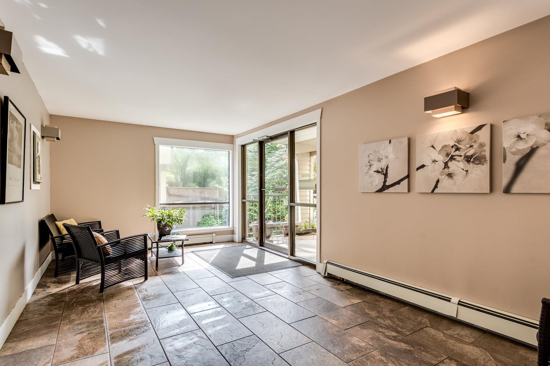 212 - 3275 Mountain Highway, North Vancouver, V7K 2H4 — photo 4