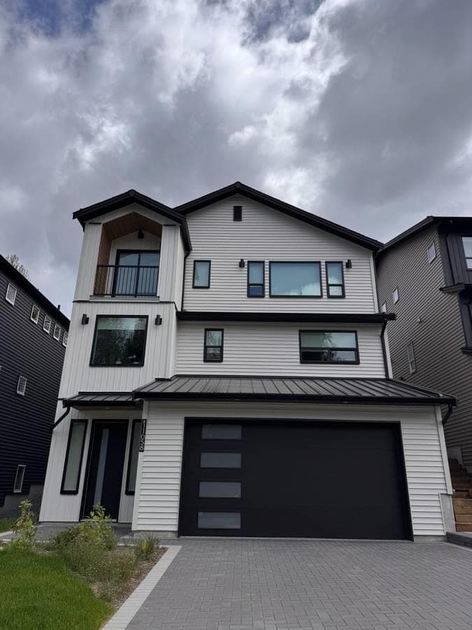 Suite - 11058 Lockwood St, Maple Ridge
