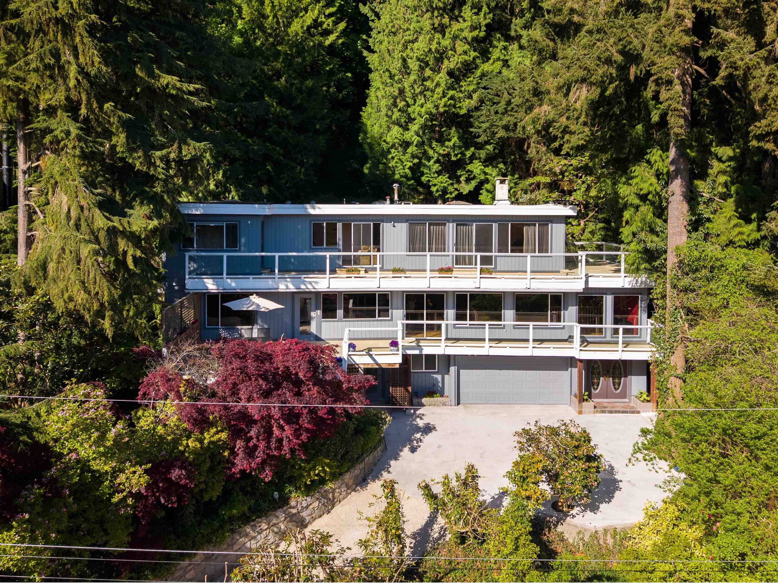 3897 Bayridge Avenue, West Vancouver