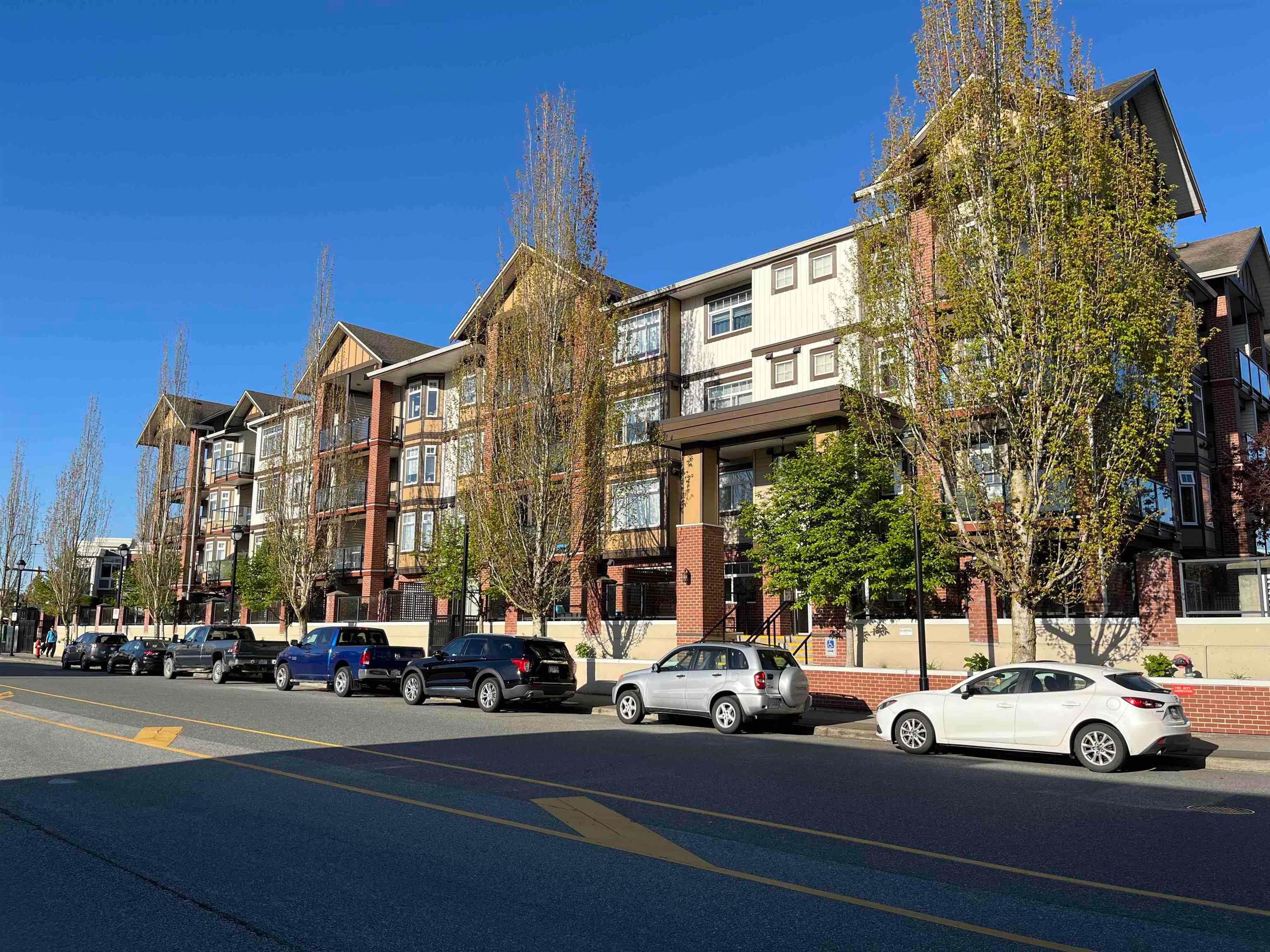348 - 5660 201a Street, Langley