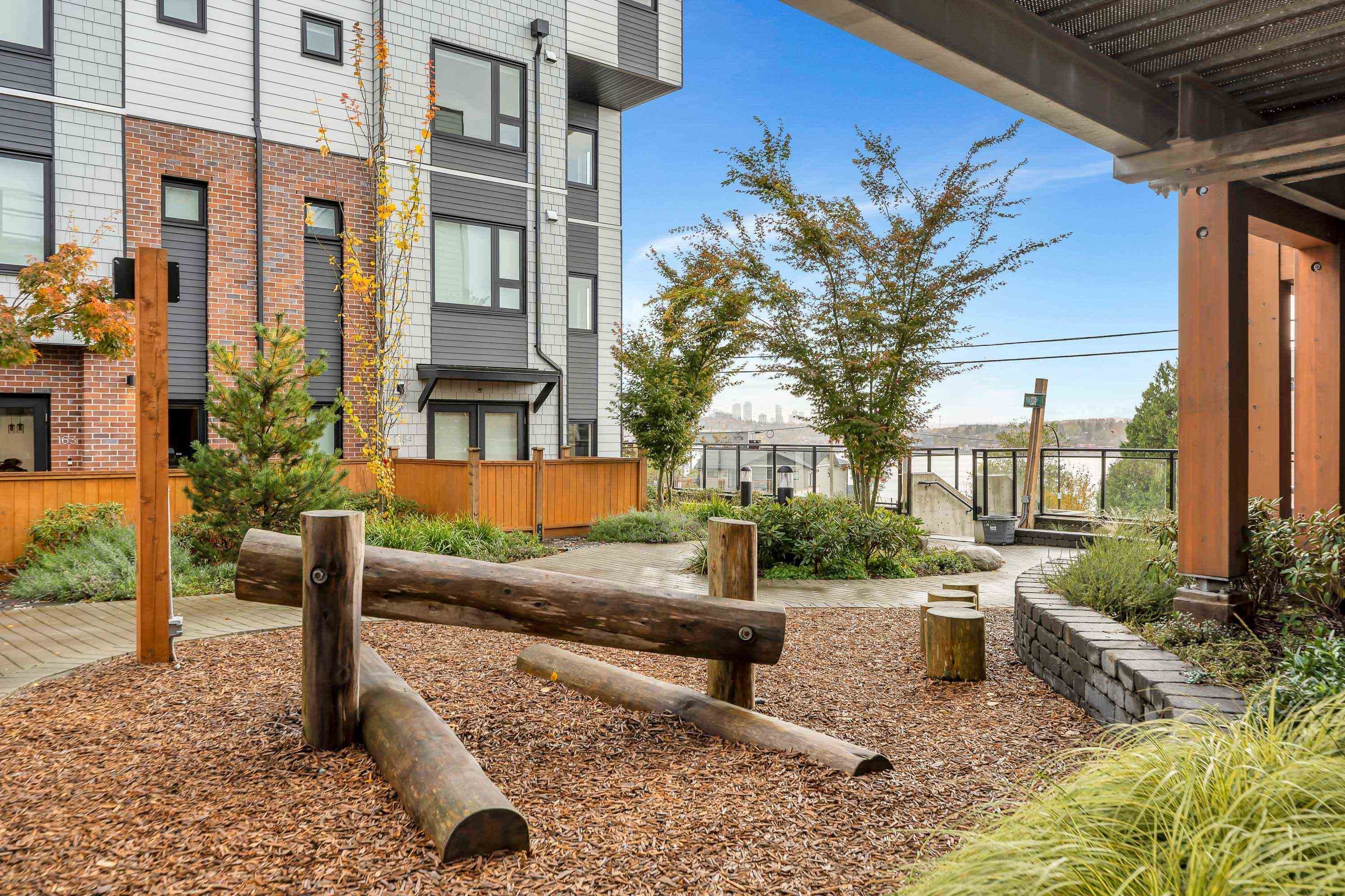 146 - 545 E 2nd Street, North Vancouver
