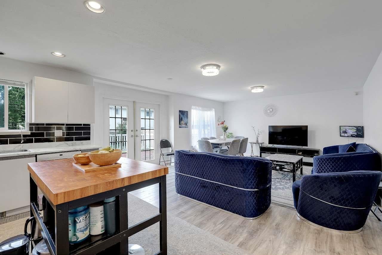 16123 86 Avenue, Surrey