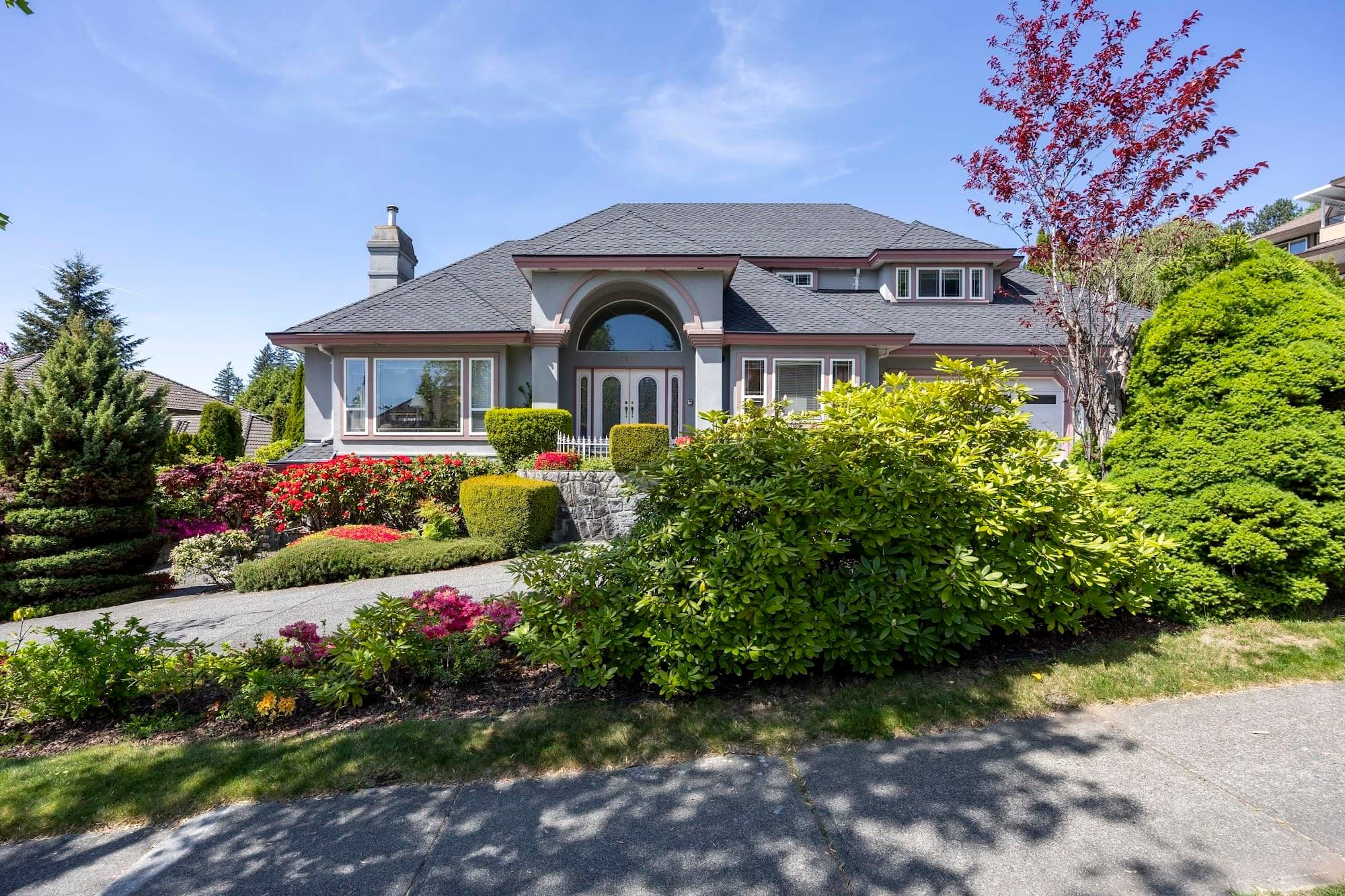 3022 Plateau Boulevard, Coquitlam