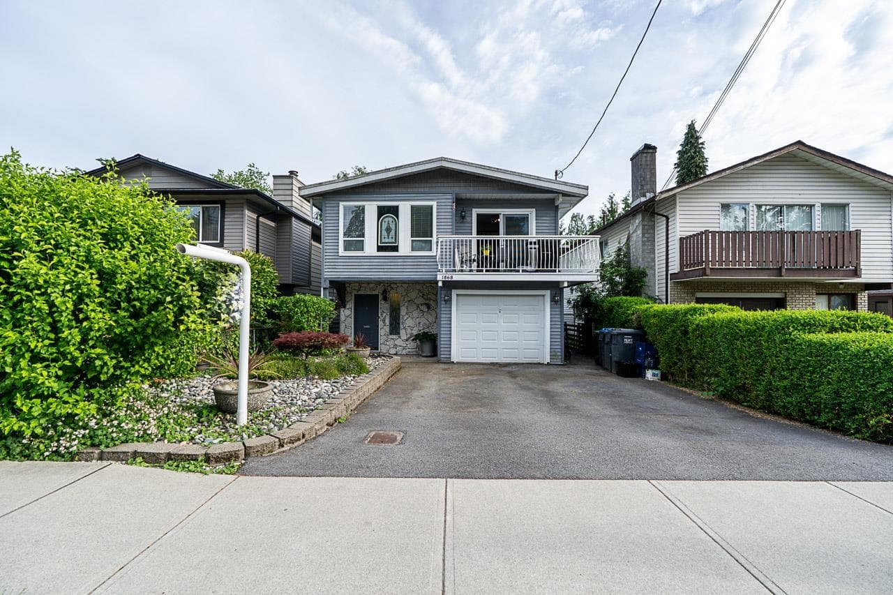 1868 Coquitlam Avenue, Port Coquitlam