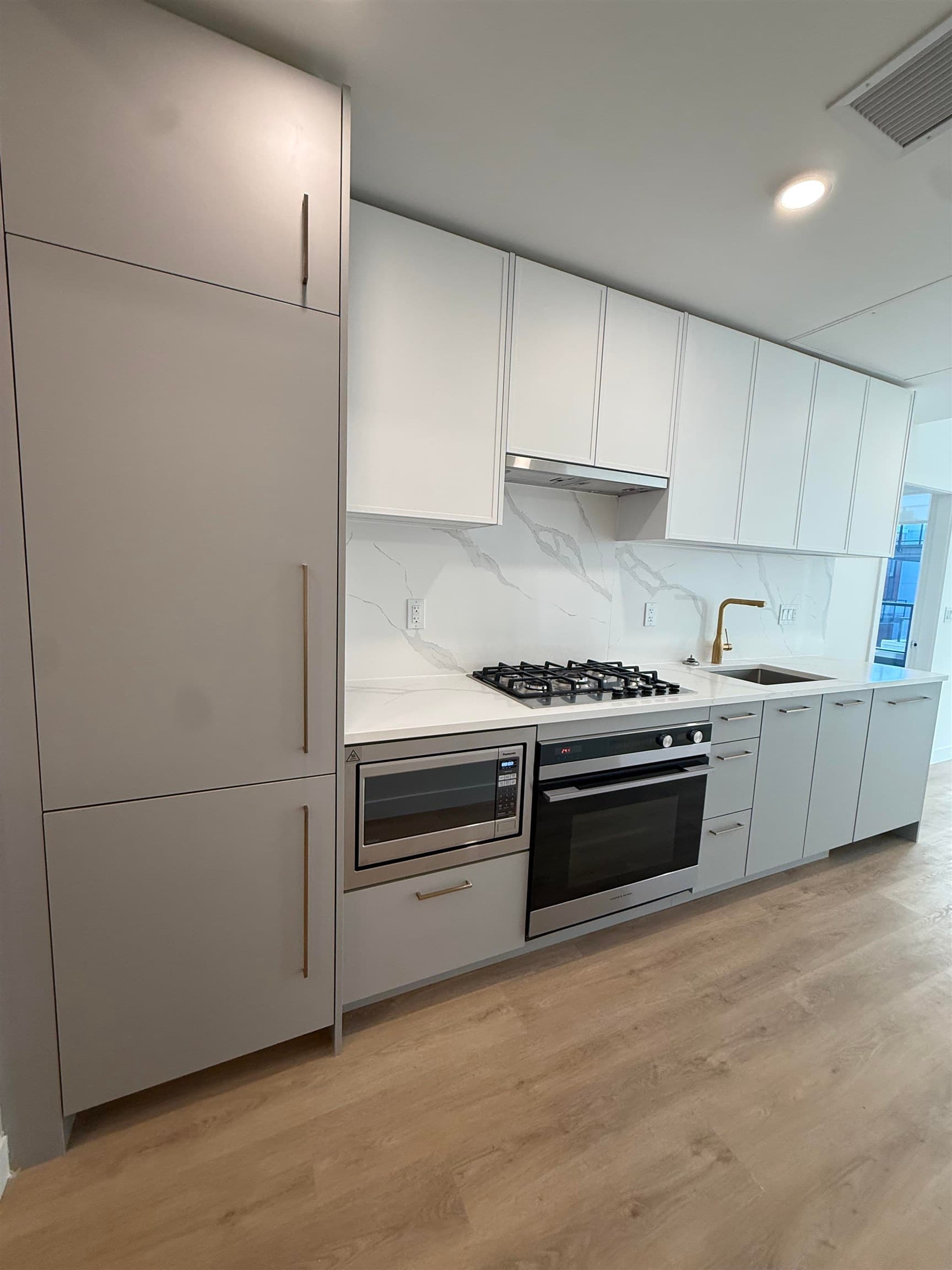 309 - 600 Rochester Avenue, Coquitlam, V3K 2V5 — photo 1