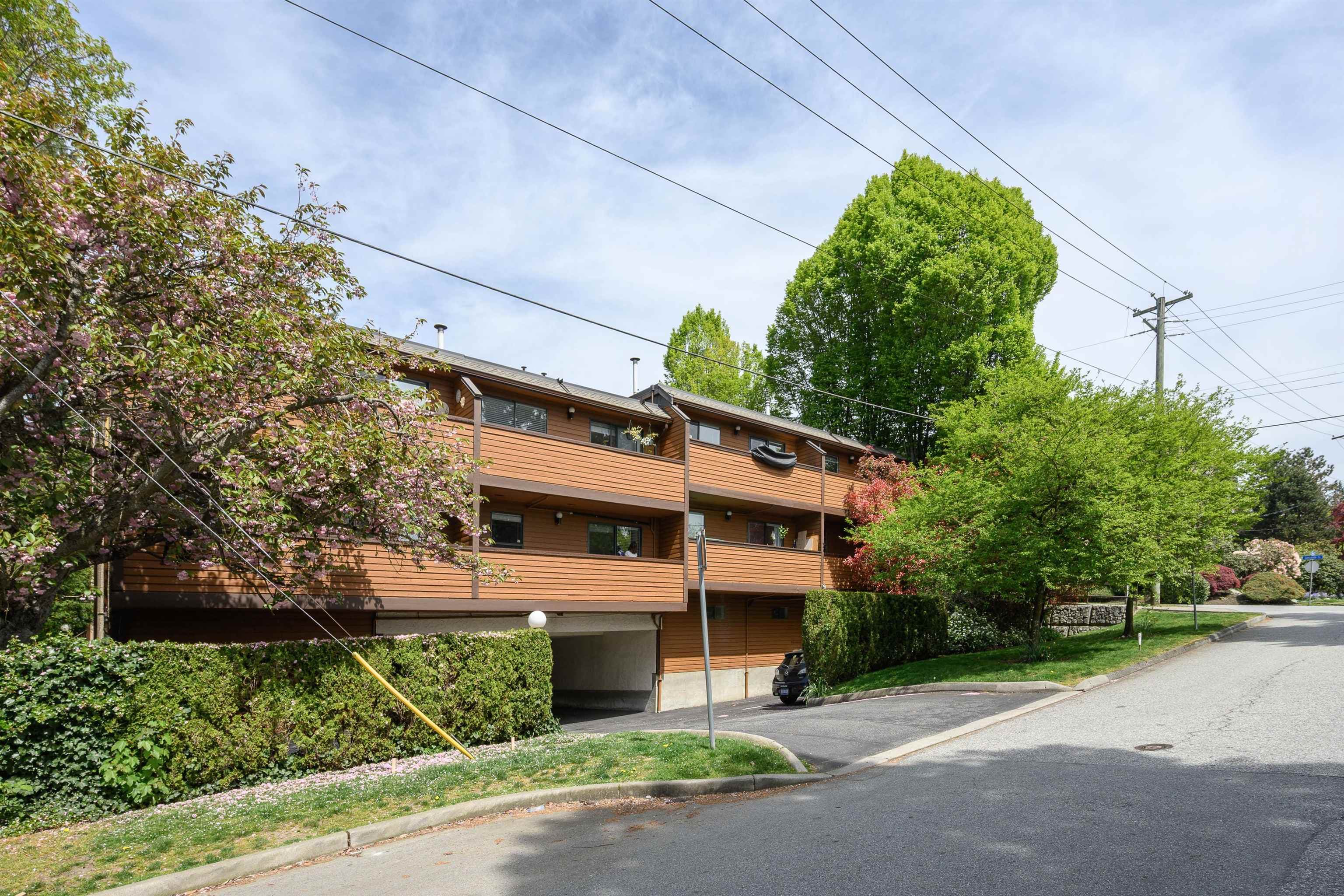 3201 Lonsdale Avenue, North Vancouver