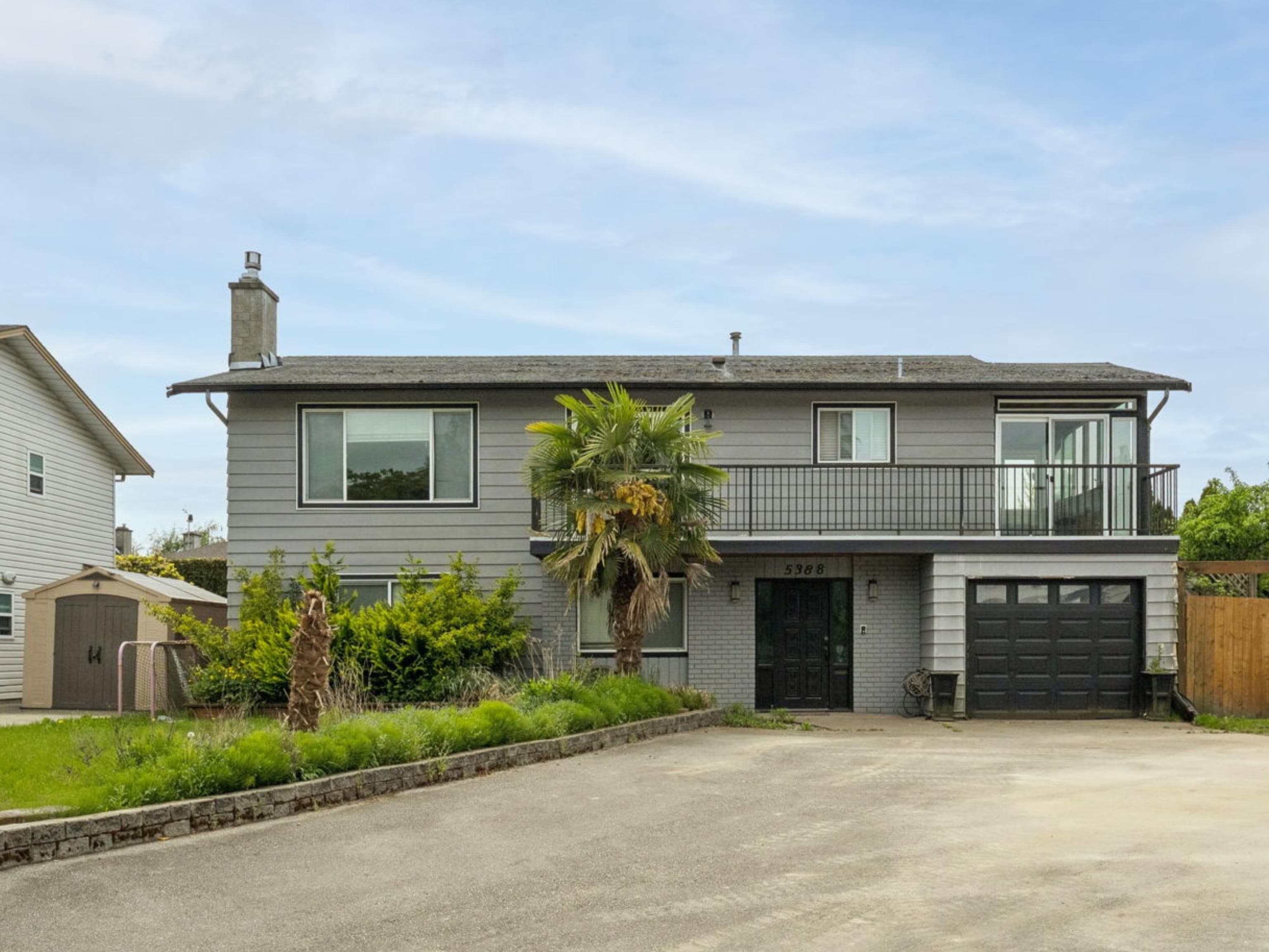5388 46 Avenue, Delta