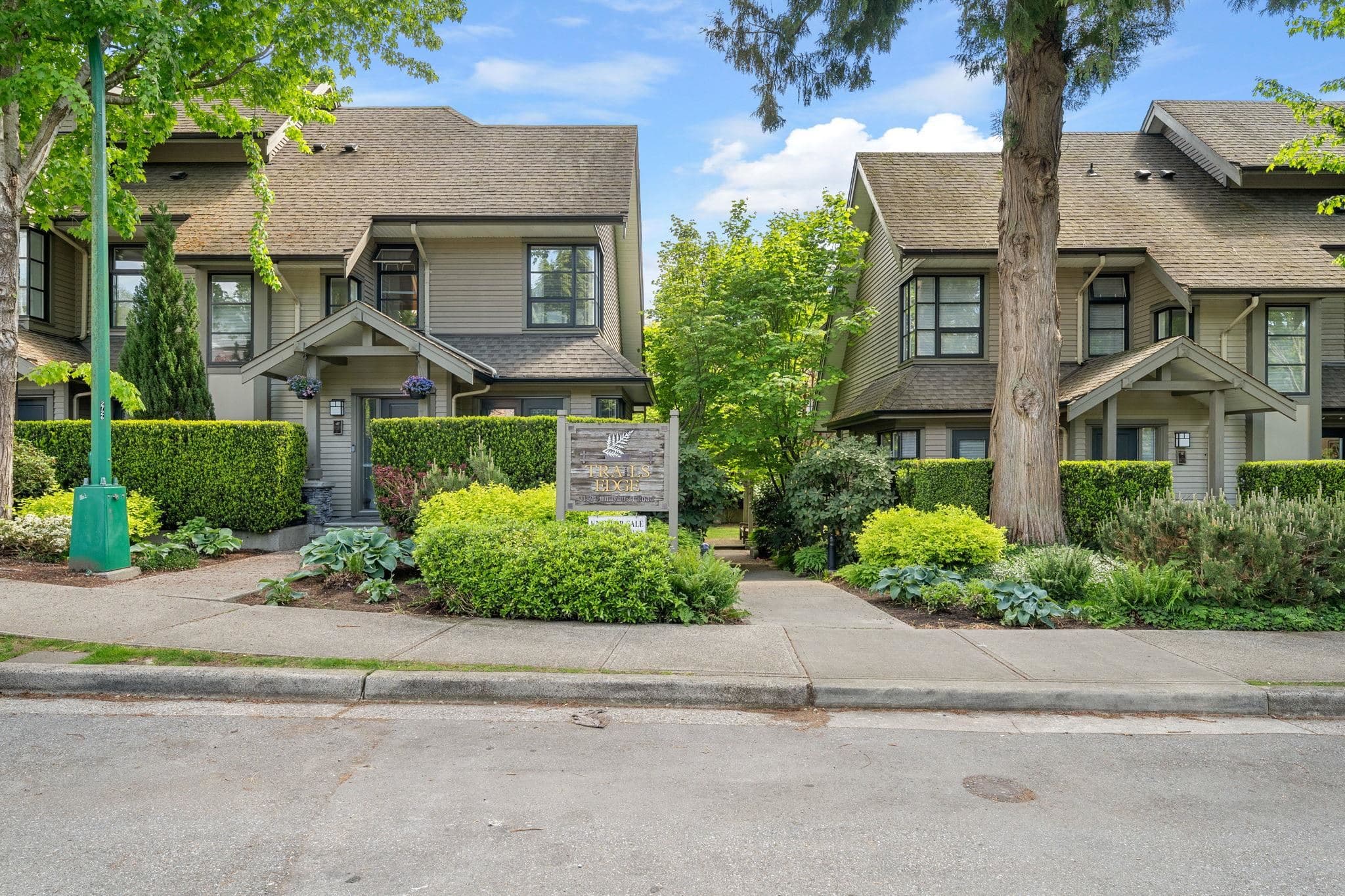 15 - 3150 Sunnyhurst Road, North Vancouver
