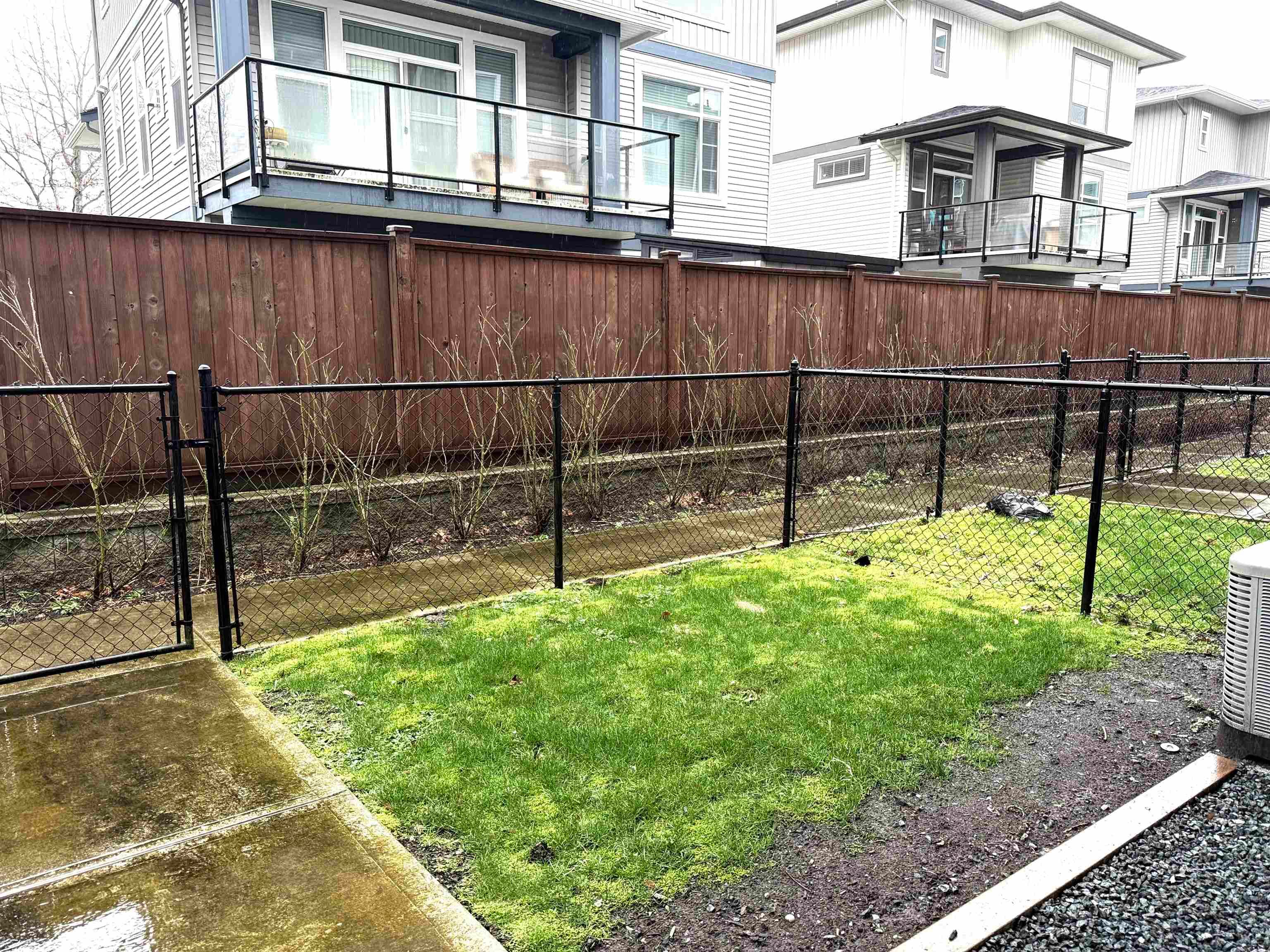 79 - 8413 Midtown Way, Chilliwack, V2P 0G7 — photo 3