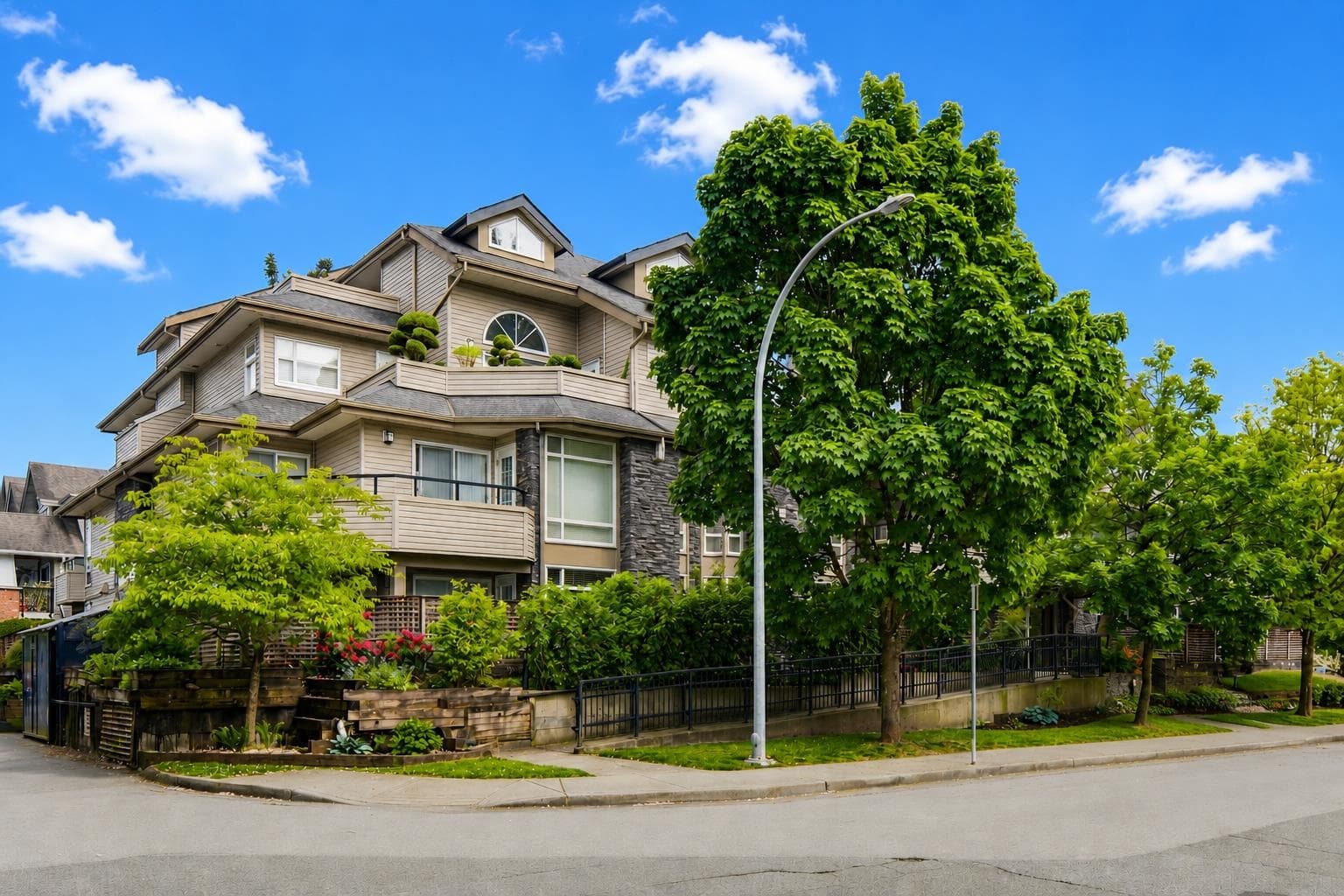 205 - 3150 Vincent Street, Port Coquitlam