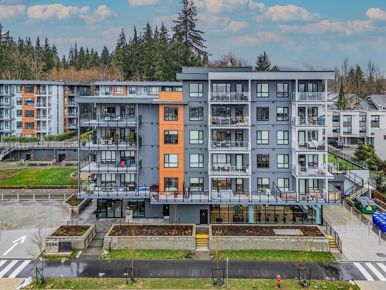 303 - 3596 Malsum Drive, North Vancouver