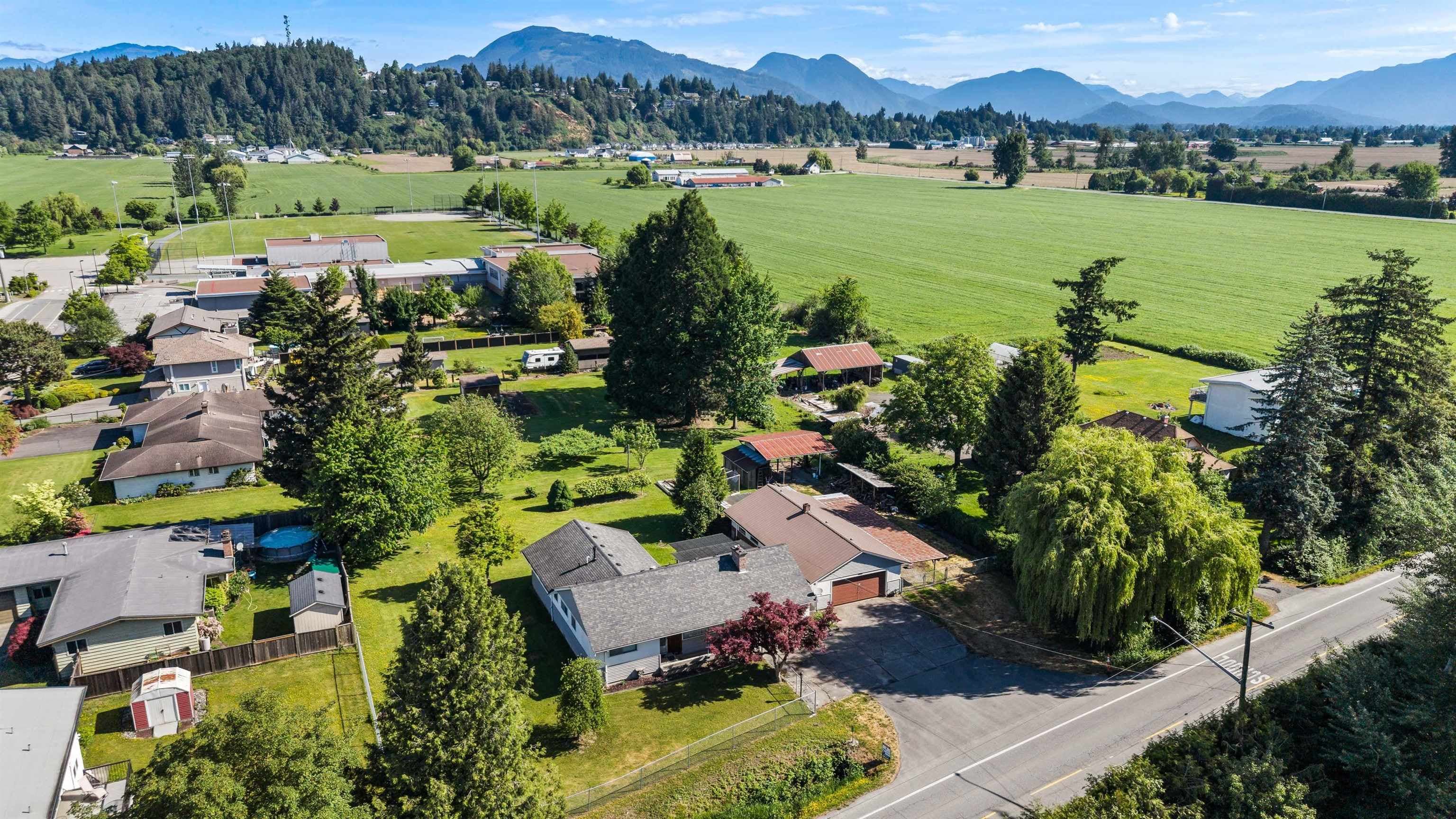 47123 First Avenue, Chilliwack, V2P 8B6 — photo 2