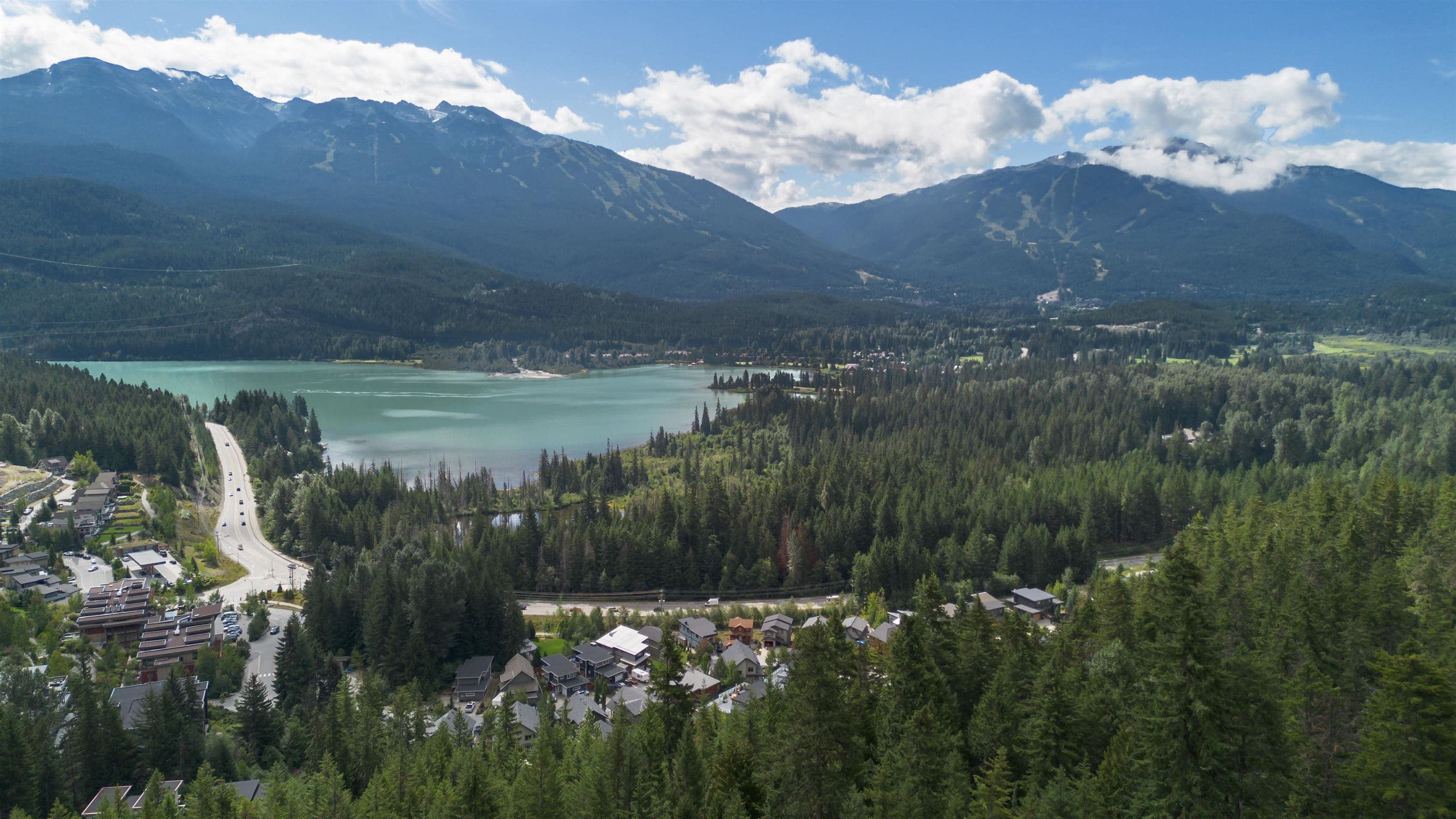 8570 Ashleigh Mcivor Drive, Whistler