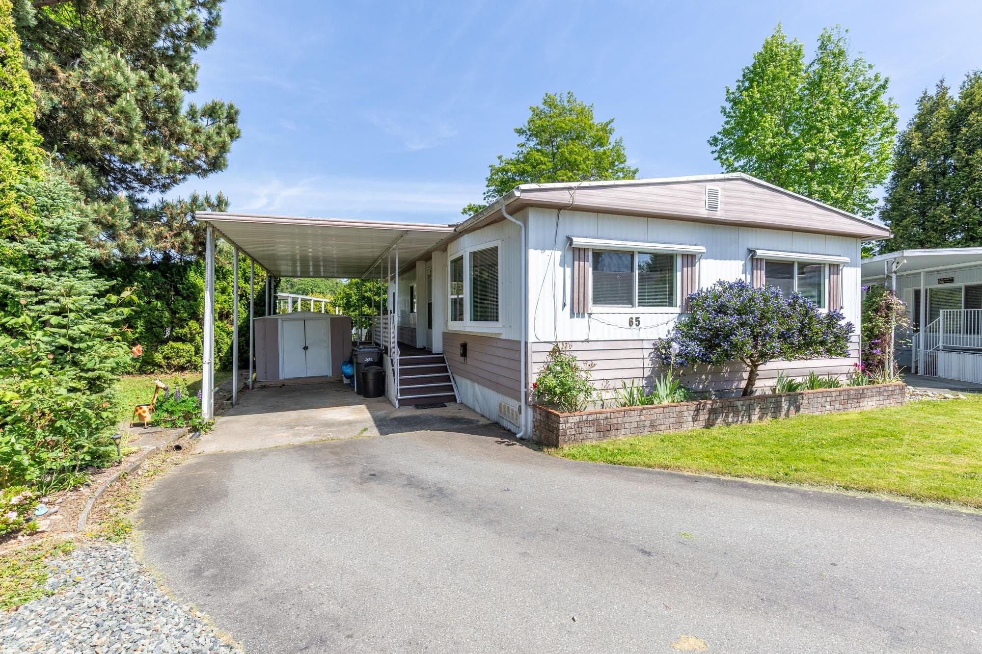 65 - 1840 160th Street, White Rock