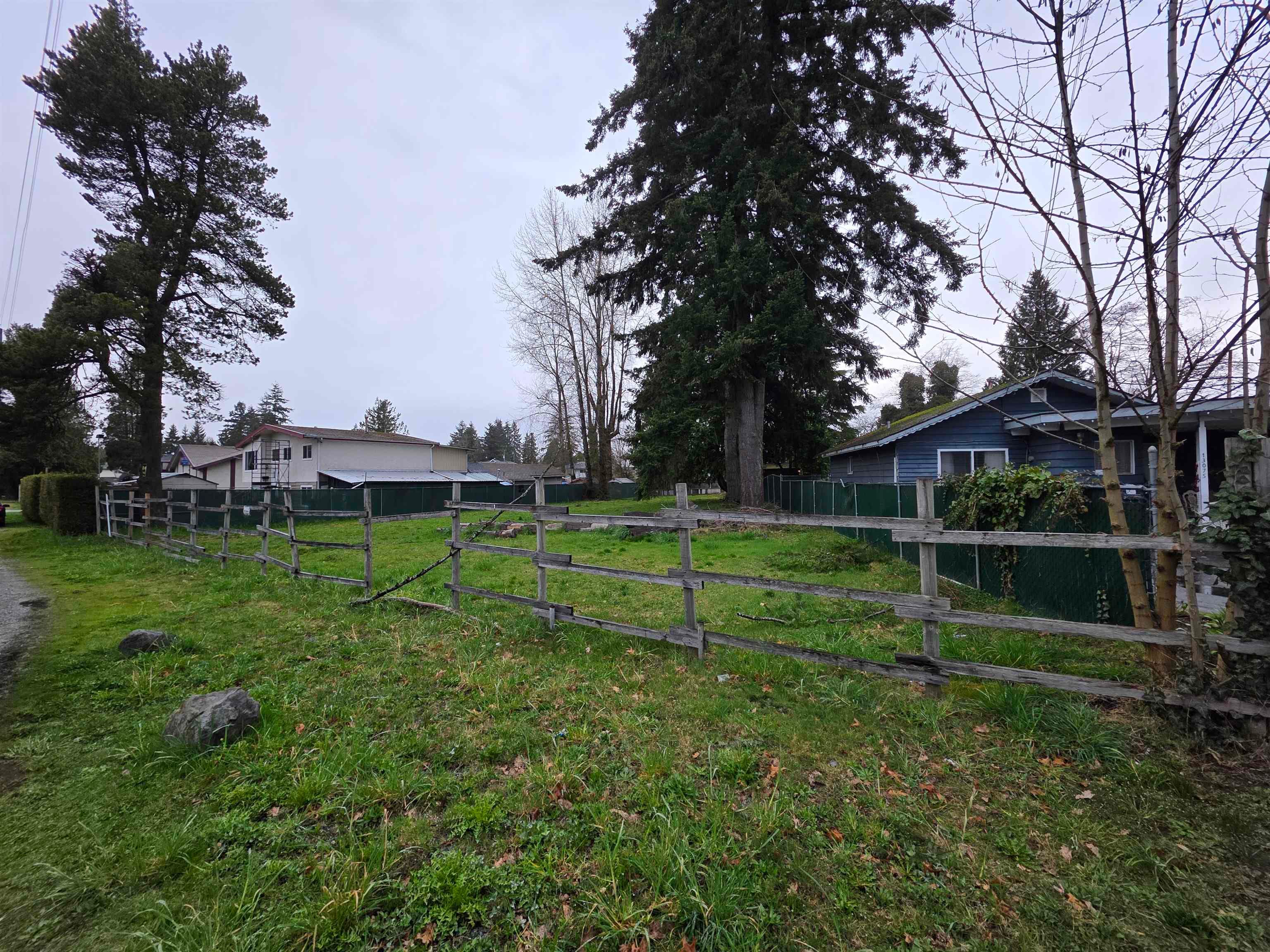13069 Old Yale Road, Surrey, V3T 3C3 — photo 2