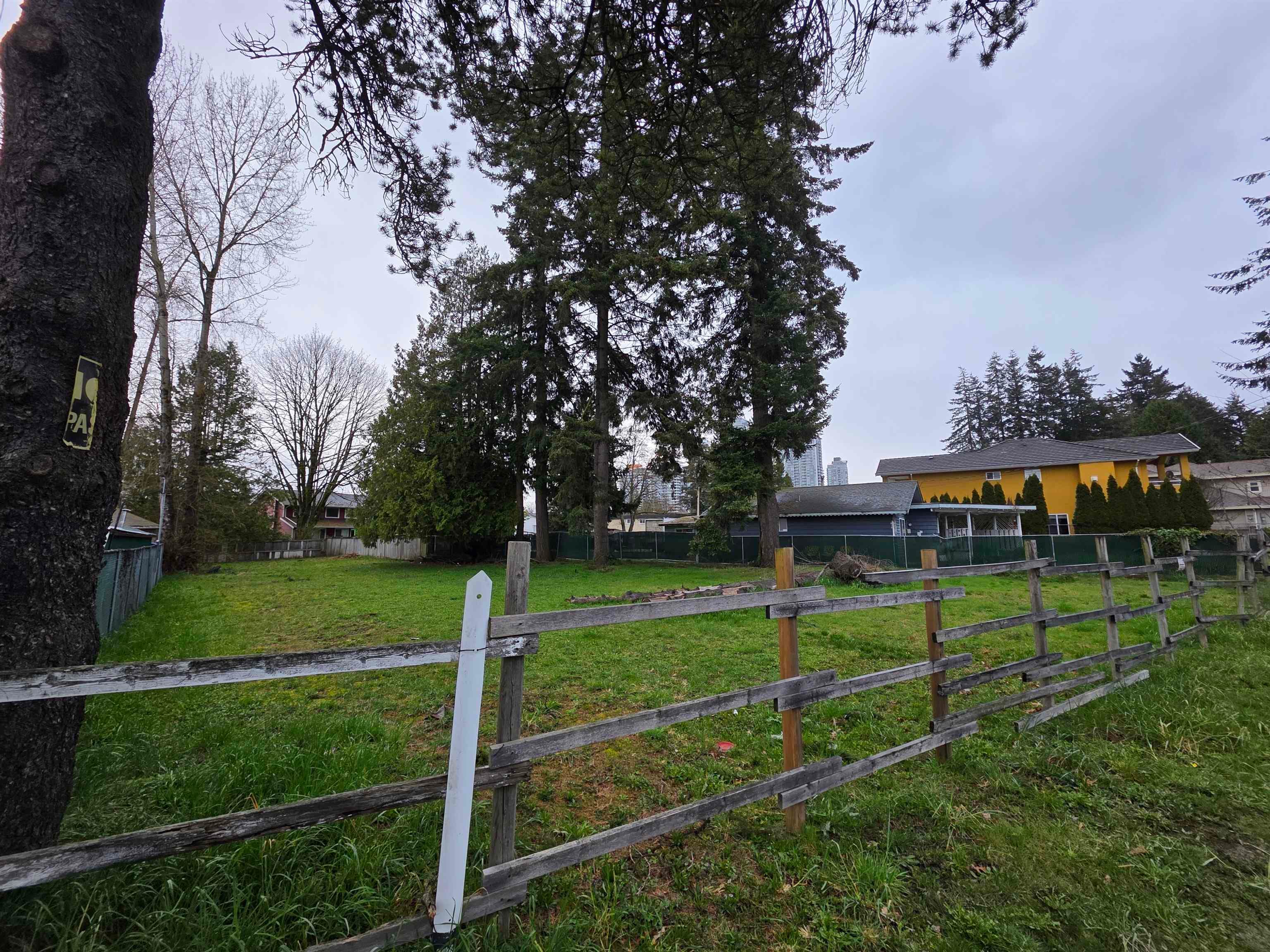 13069 Old Yale Road, Surrey, V3T 3C3 — photo 3