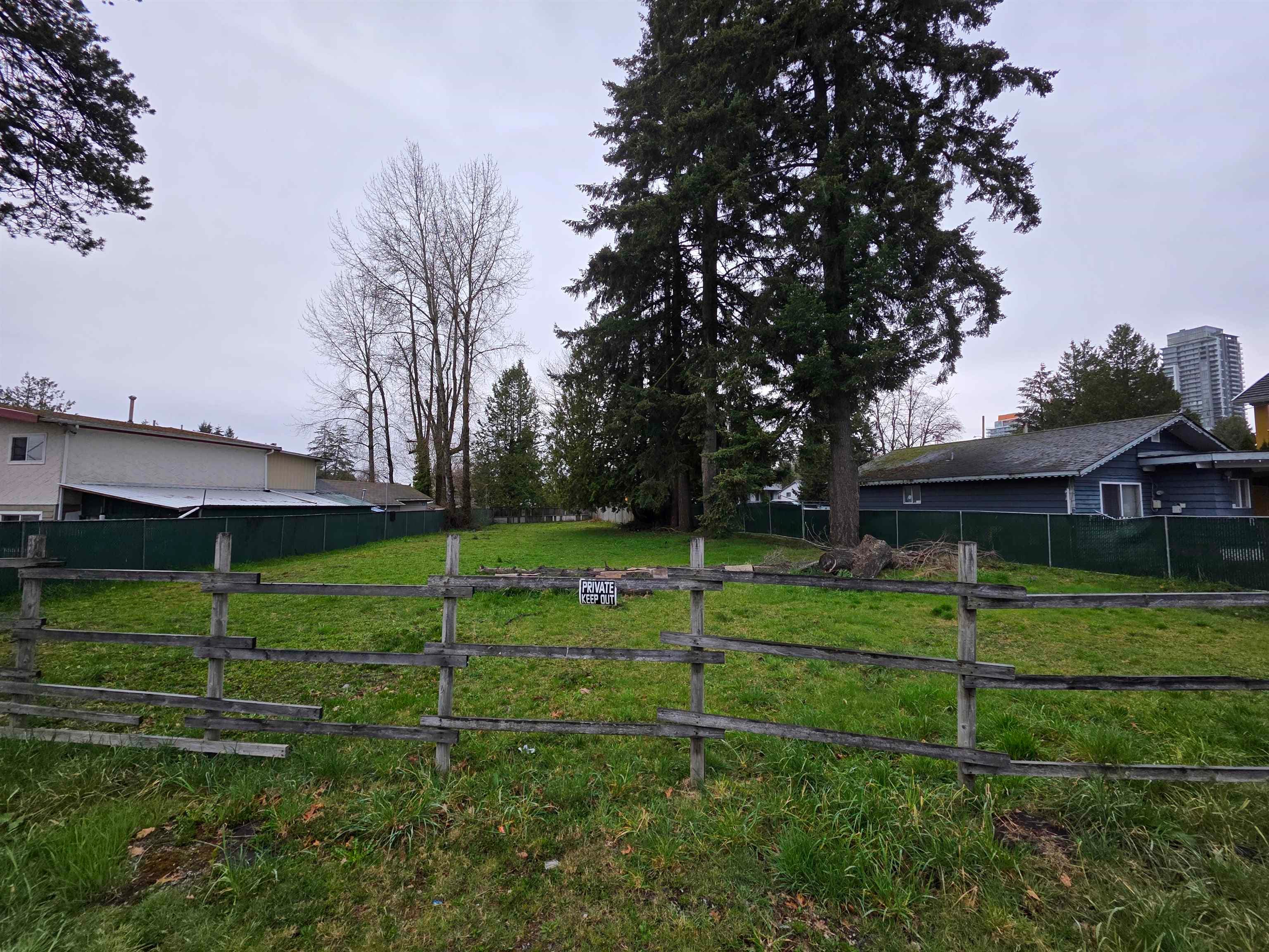 13069 Old Yale Road, Surrey, V3T 3C3 — photo 1
