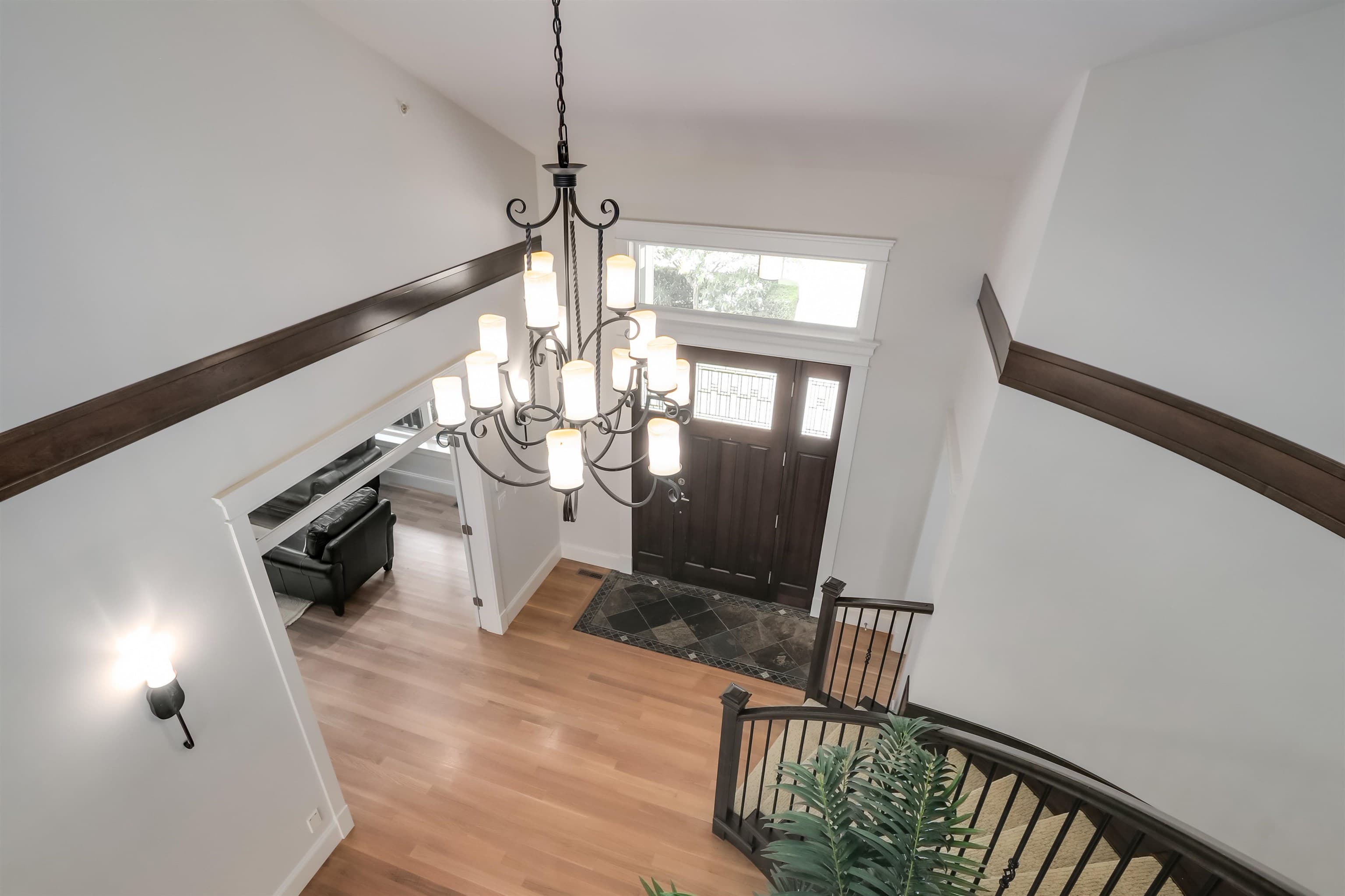 352 St. James Crescent, West Vancouver, V7S 1J8 — photo 3