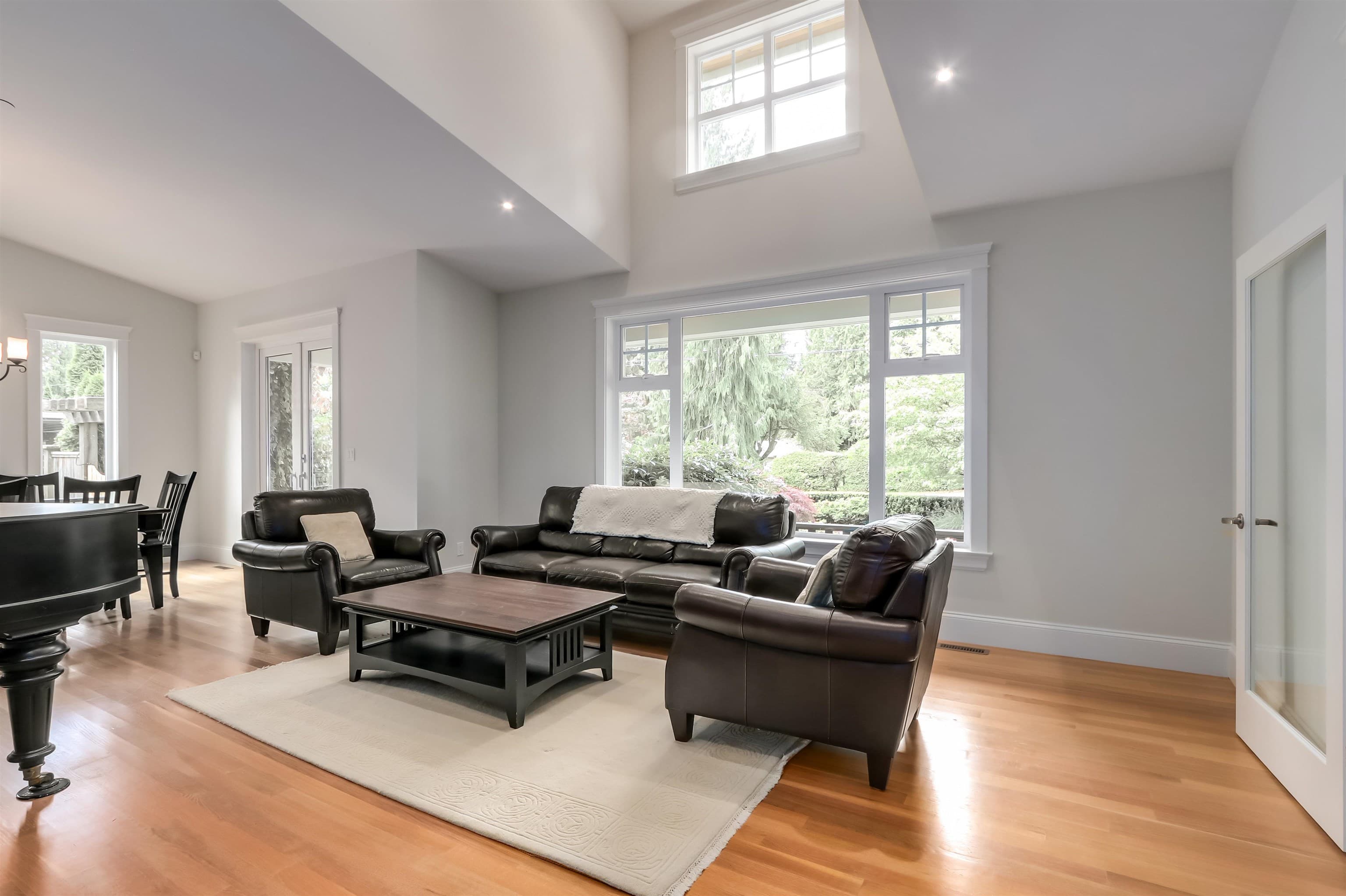352 St. James Crescent, West Vancouver, V7S 1J8 — photo 5