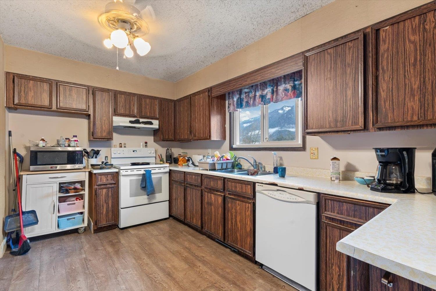385 3rd Avenue, Hope, V0X 1L1 — photo 5